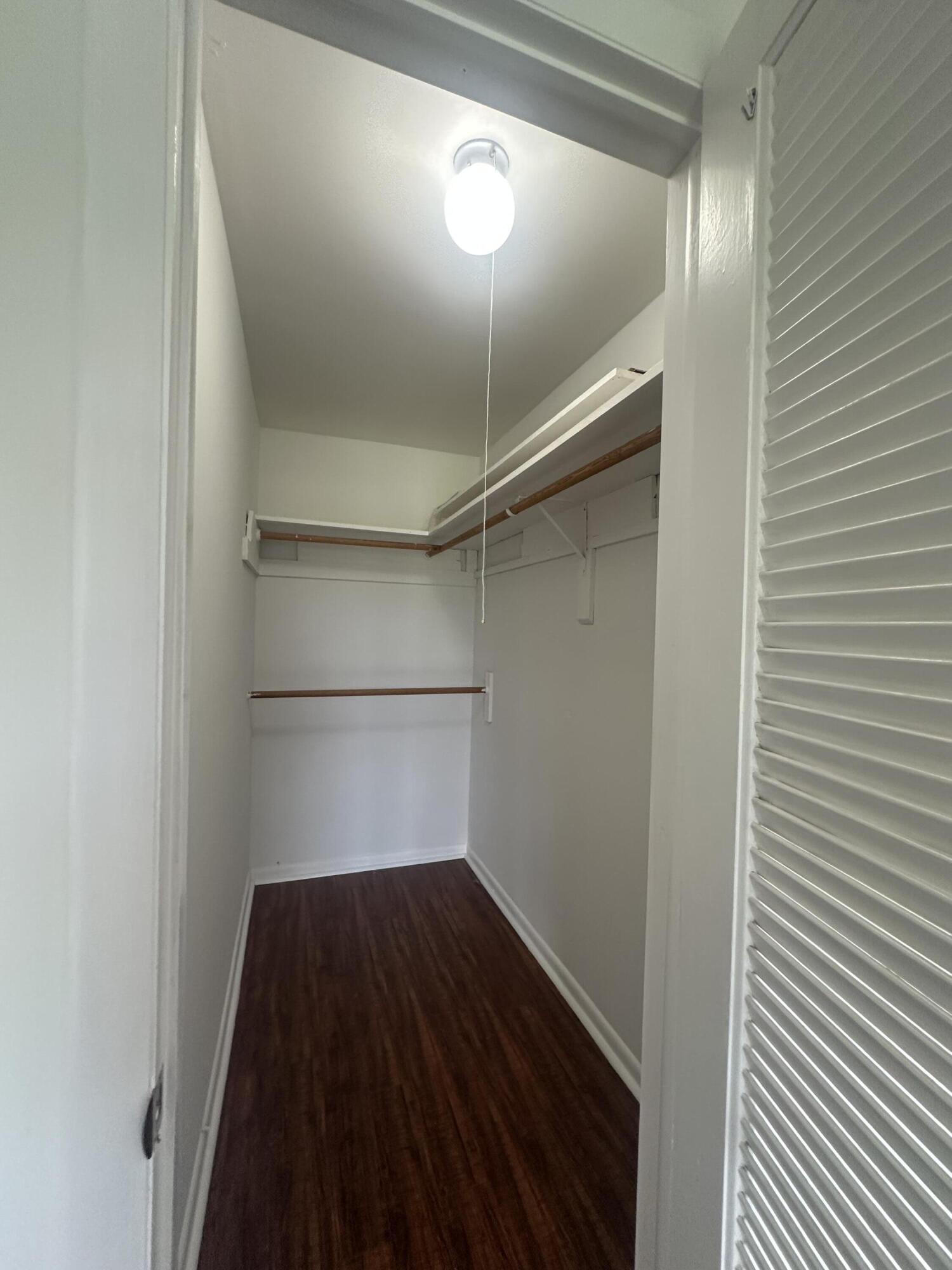 195 Windsor I Property Photo 14
