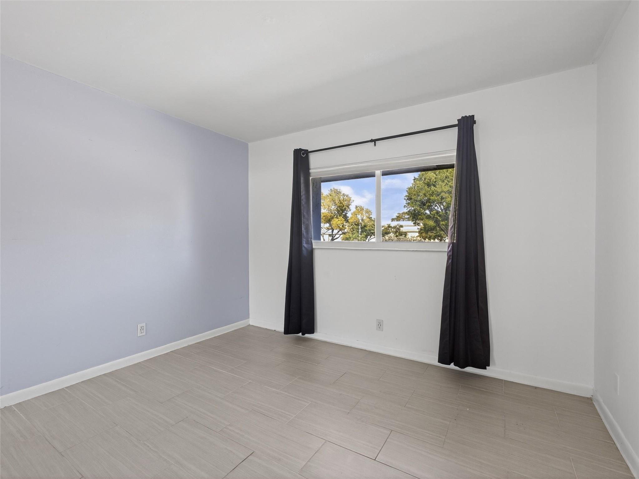 8400 W Sample Road 203 Property Photo 13