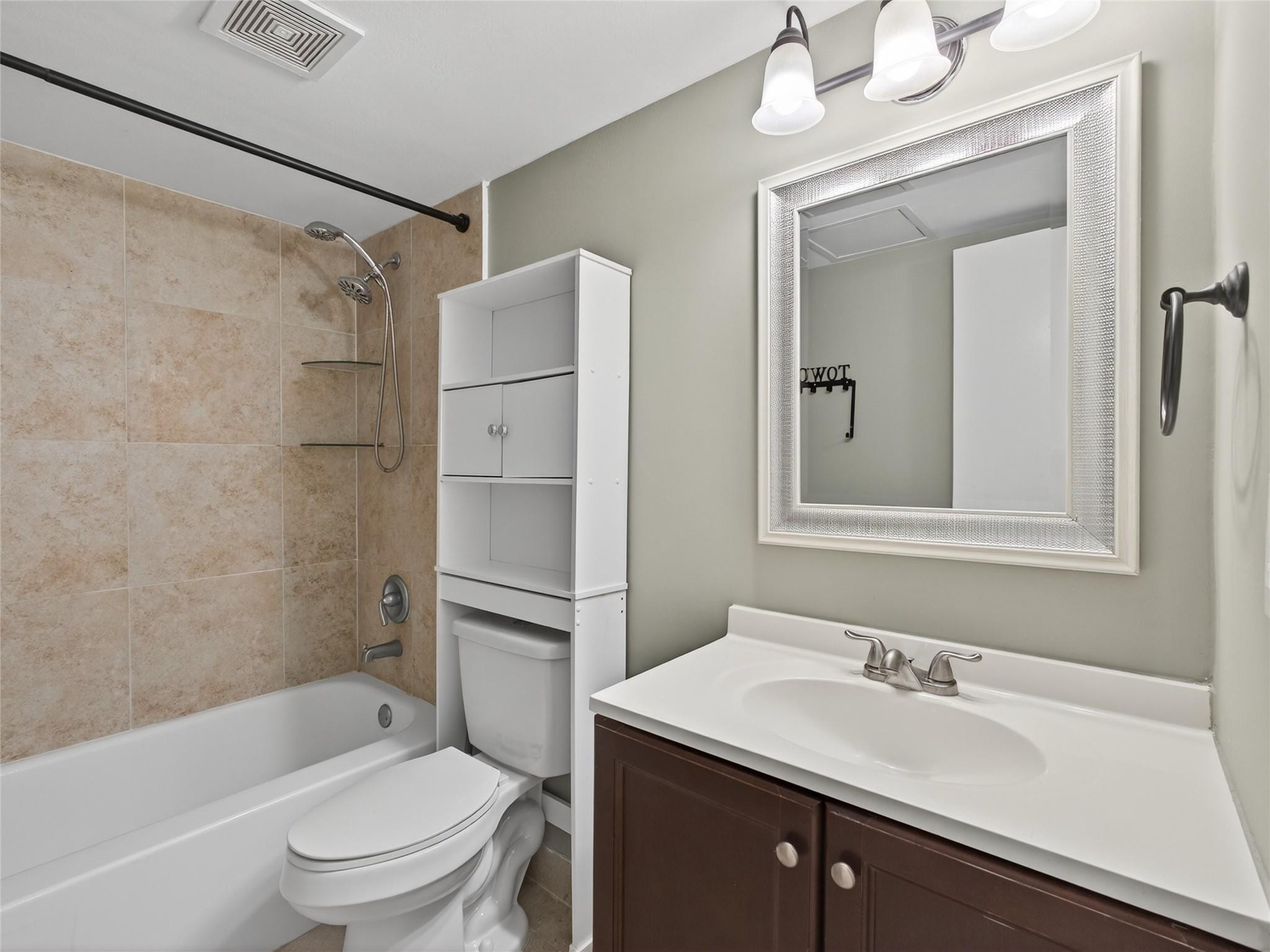 8400 W Sample Road 203 Property Photo 20