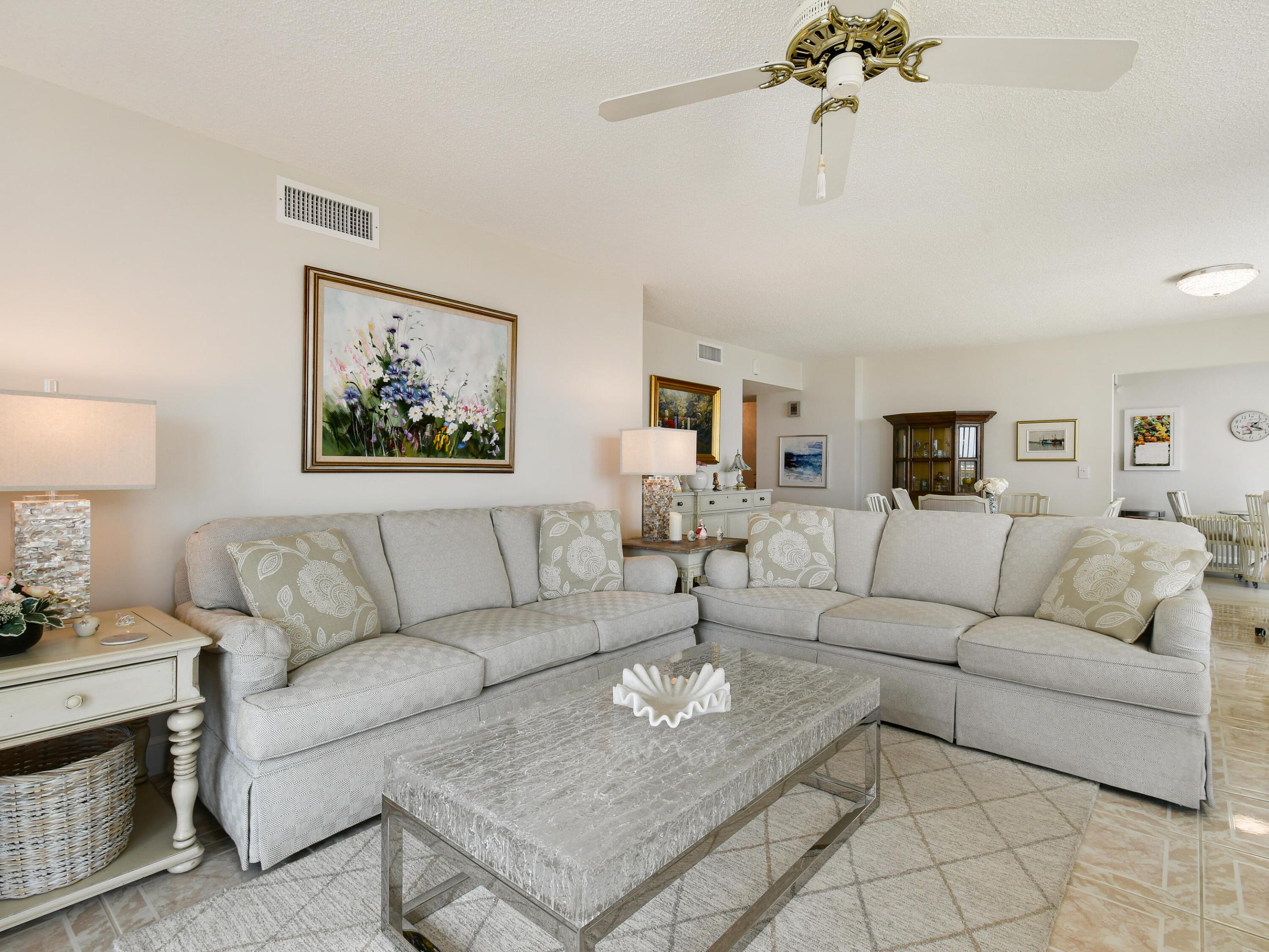 3400 N Ocean Drive 908 Property Photo 10