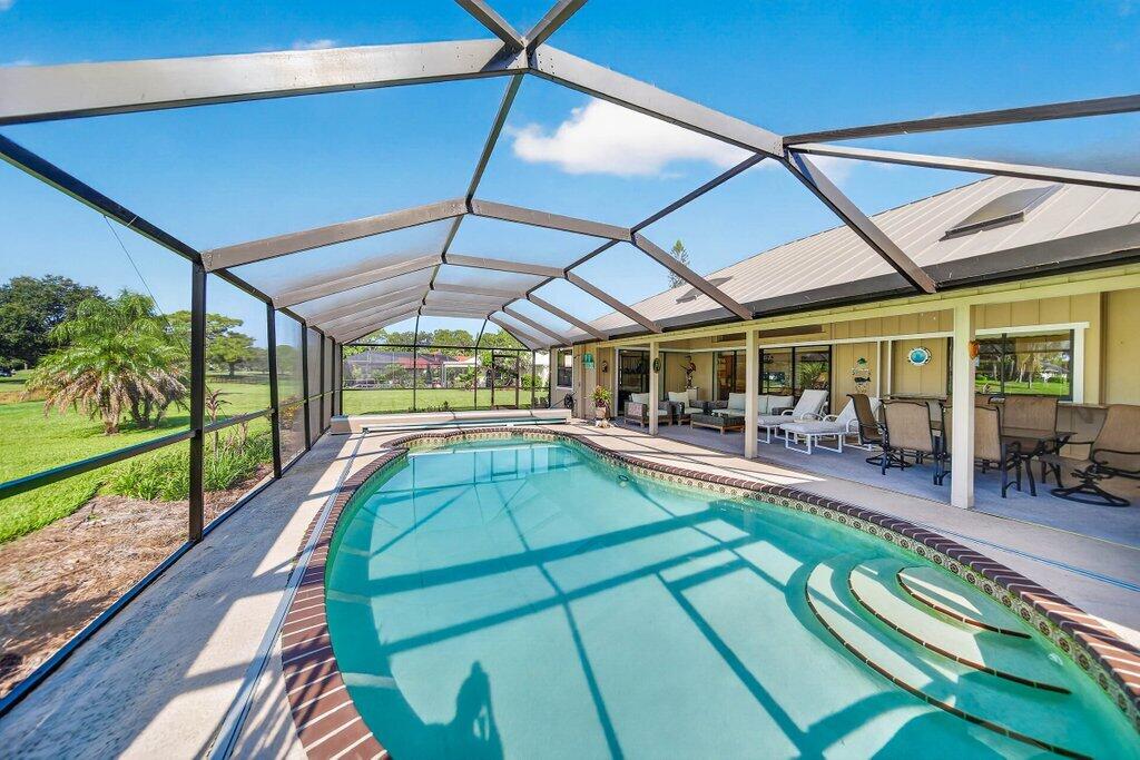 4842 Sw Bimini Circle N Property Photo 5