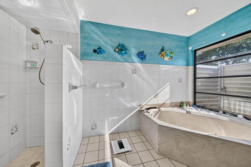 4842 Sw Bimini Circle N Property Photo 18