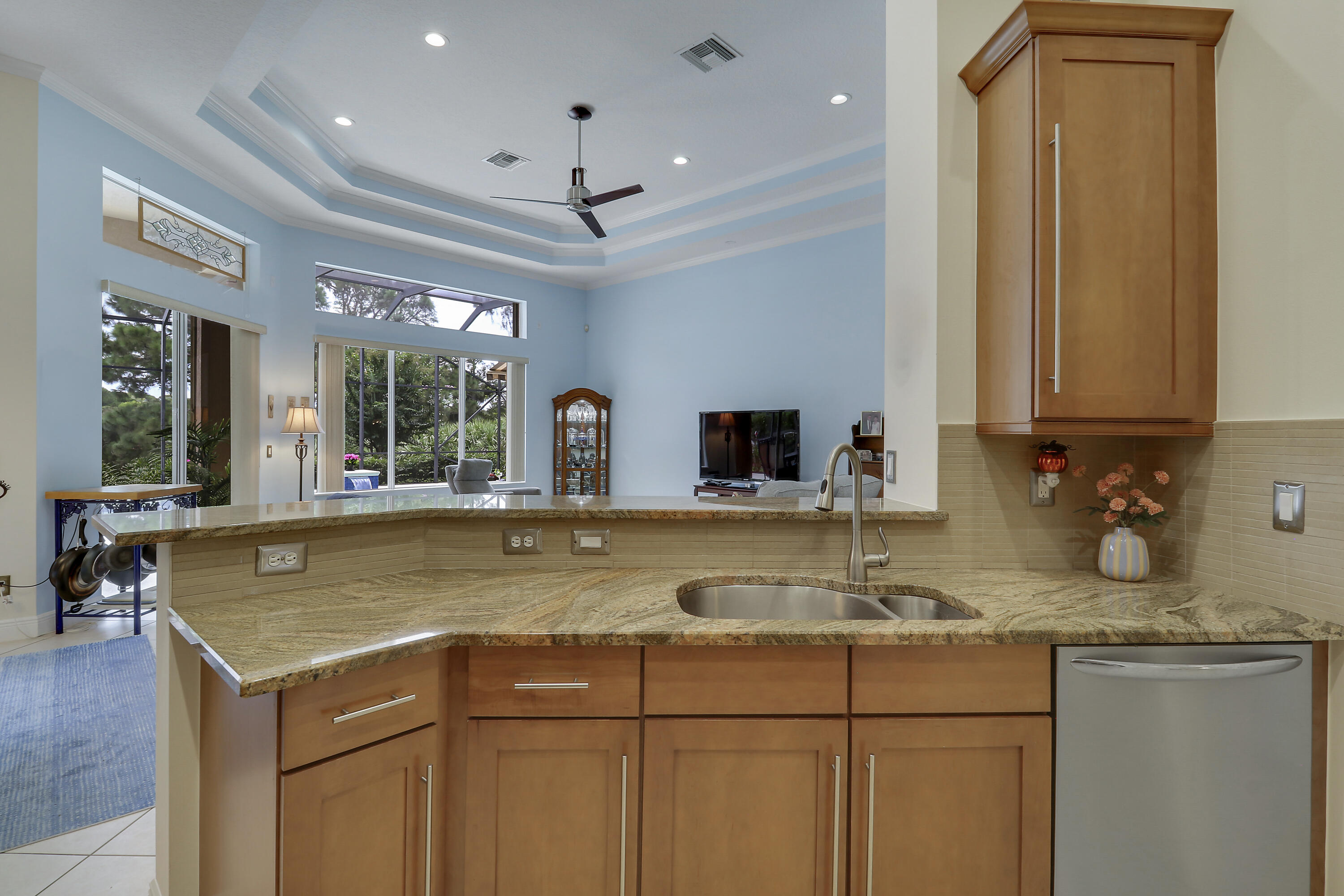 8618 Tompson Point Road Property Photo 17