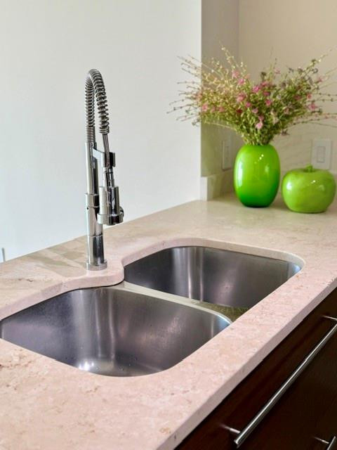 465 Brickell Avenue 1806 Property Photo 23