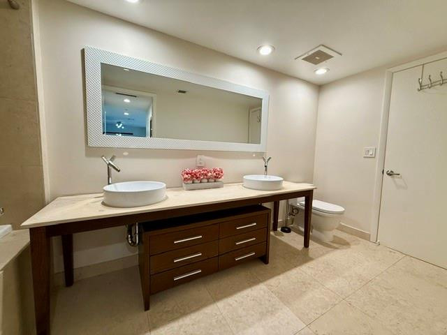 465 Brickell Avenue 1806 Property Photo 32
