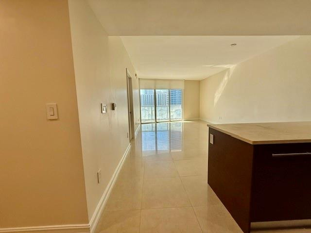 465 Brickell Avenue 1806 Property Photo 38