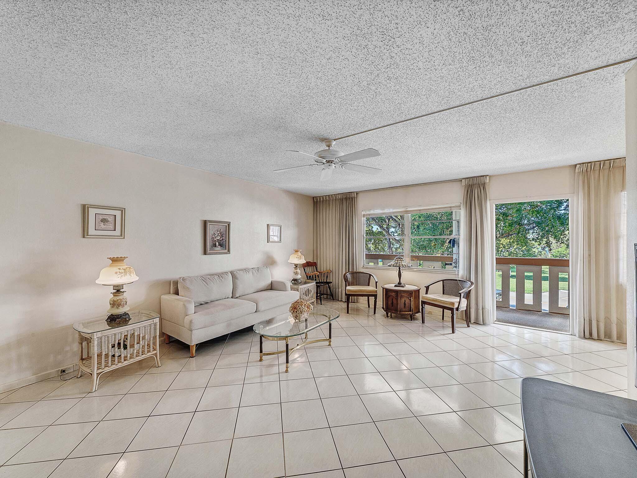 3002 Ventnor G Property Photo 1