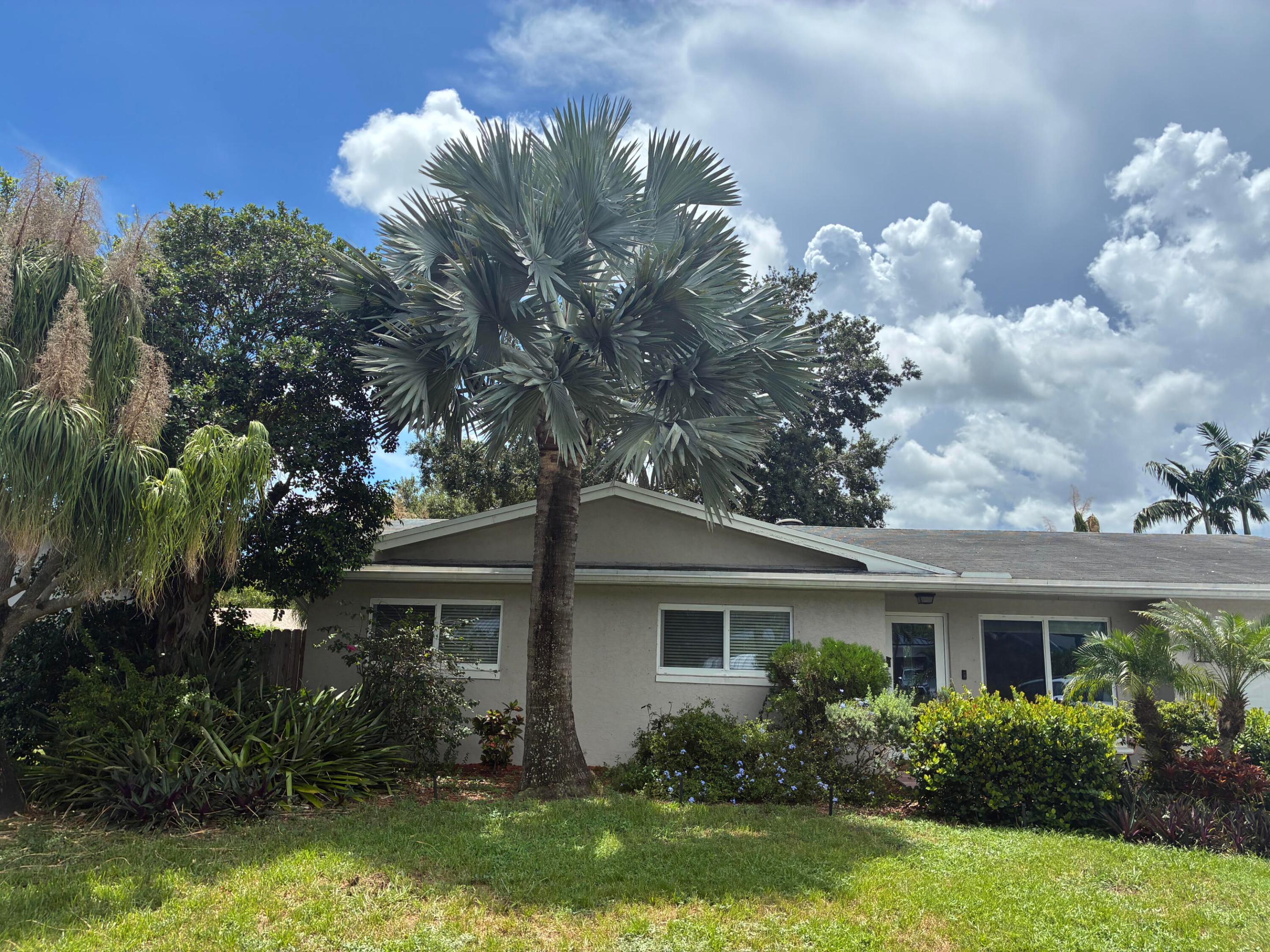 3146 NW 69th Street Property Photo 1