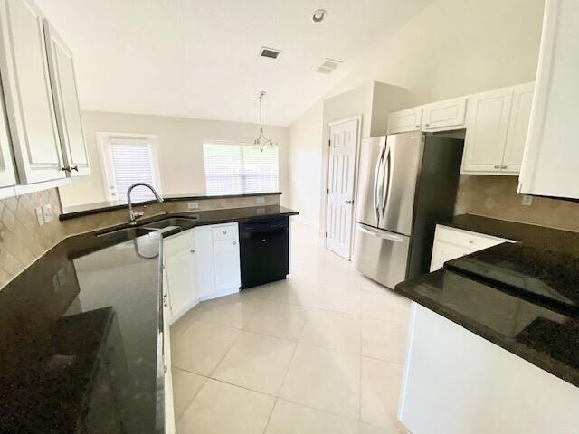 598 Nw Kingston Street Property Photo 4