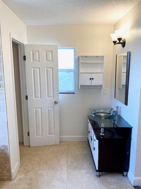 598 Nw Kingston Street Property Photo 15