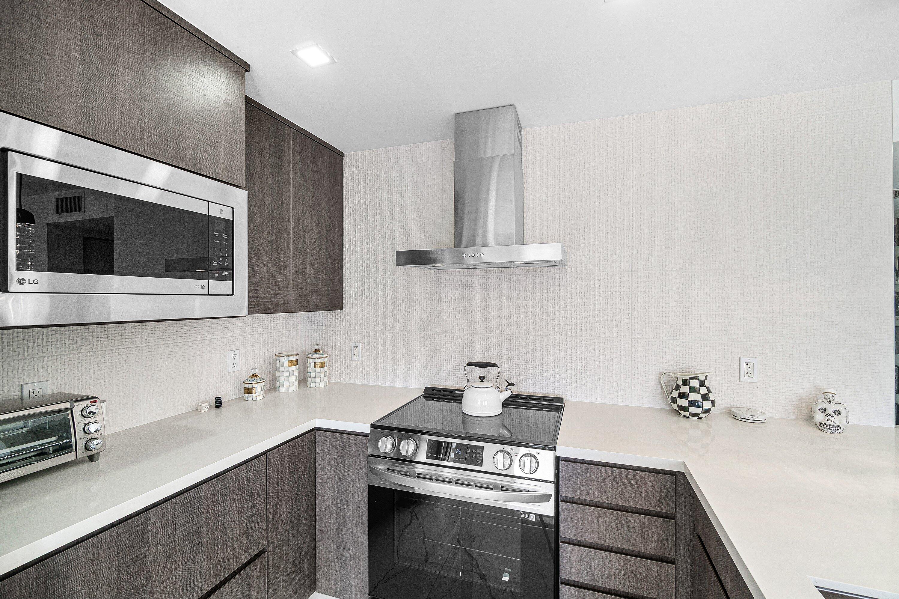 4017 Newcastle A Property Photo 12