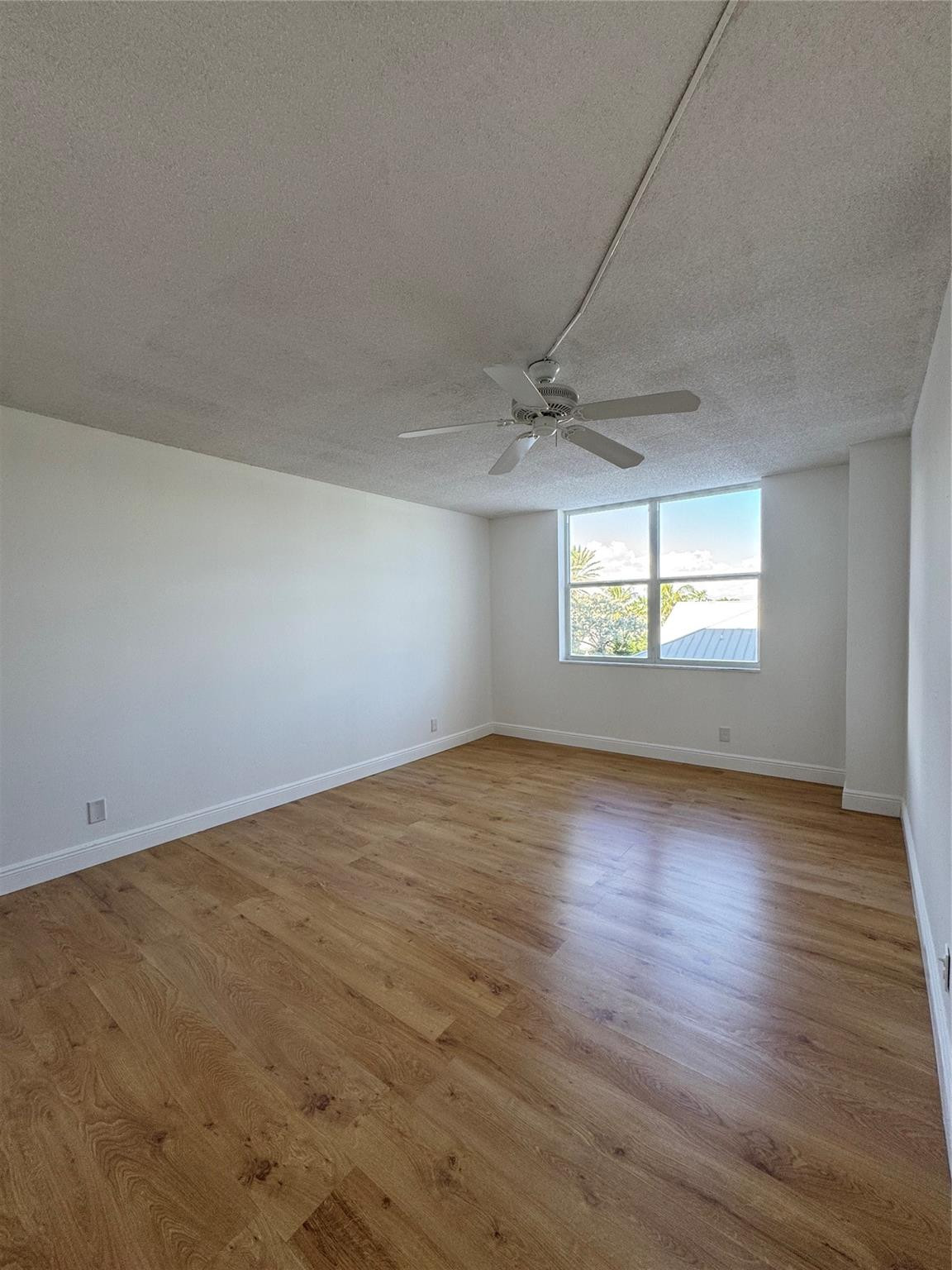 5200 N Ocean Boulevard 304 Property Photo 23