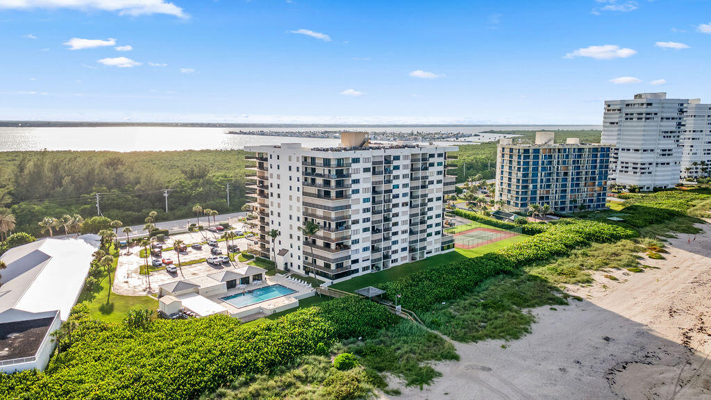 10044 S Ocean Drive 103 Property Photo 2