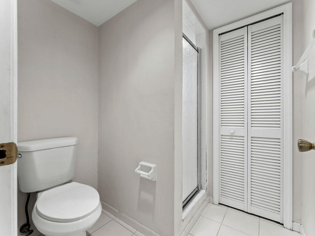 10044 S Ocean Drive 103 Property Photo 16