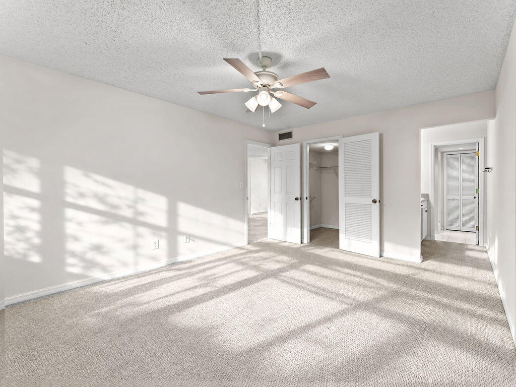 10044 S Ocean Drive 103 Property Photo 27