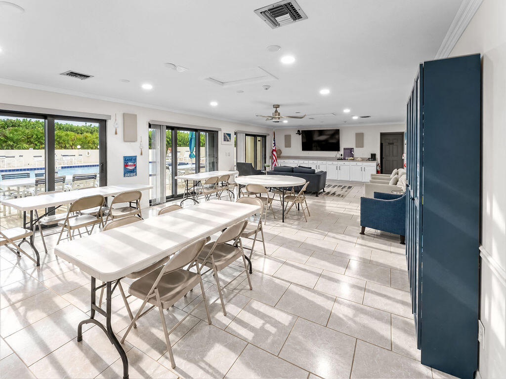 10044 S Ocean Drive 103 Property Photo 28