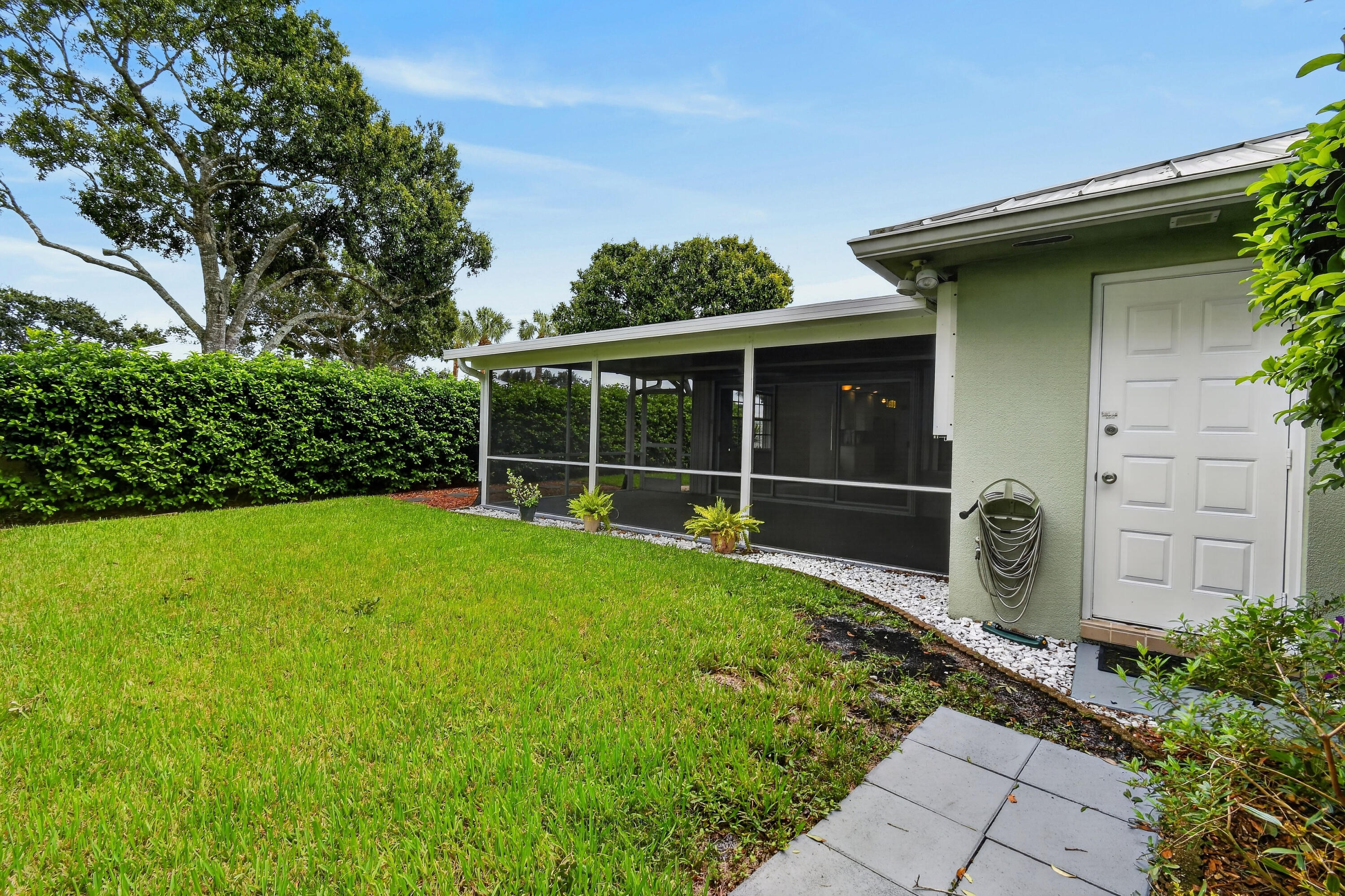 1671 Sw Waterfall Boulevard Property Photo 49