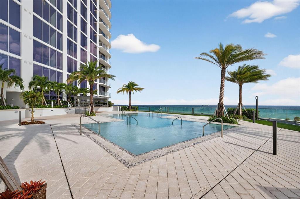 153 N Seabreeze Boulevard 2404 Property Photo 87