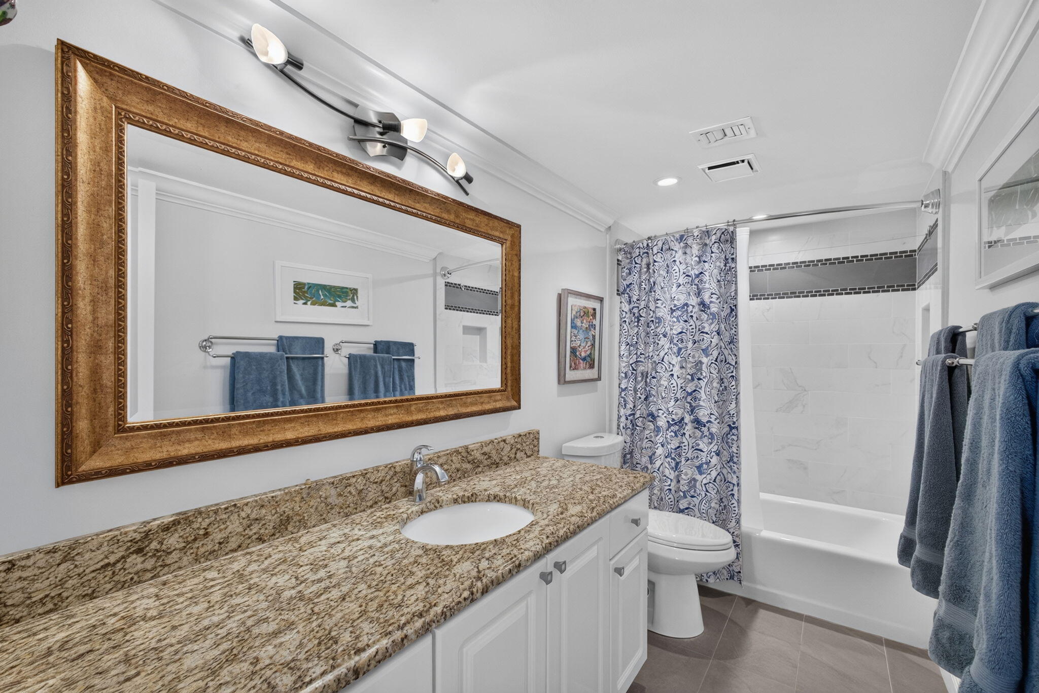 5440 N Ocean Drive 304 Property Photo 26