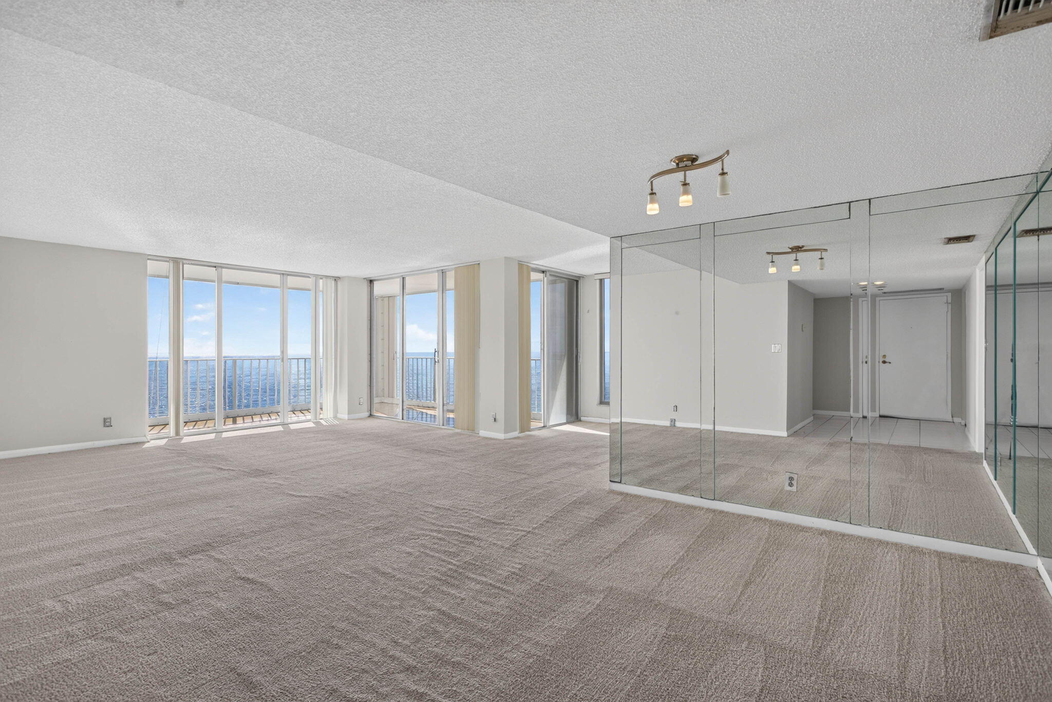 1010 S Ocean Boulevard 1601 Property Photo 5