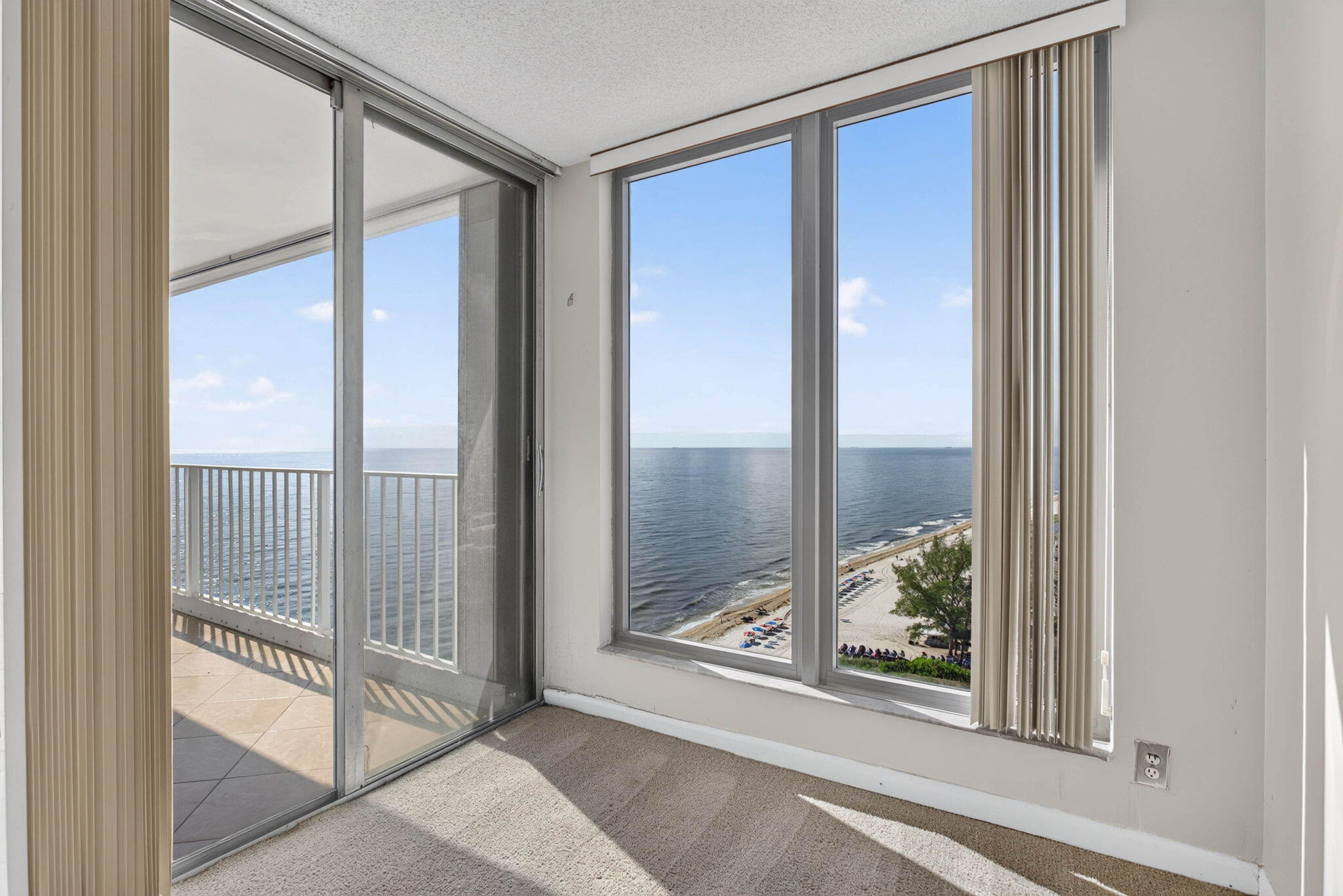1010 S Ocean Boulevard 1601 Property Photo 13