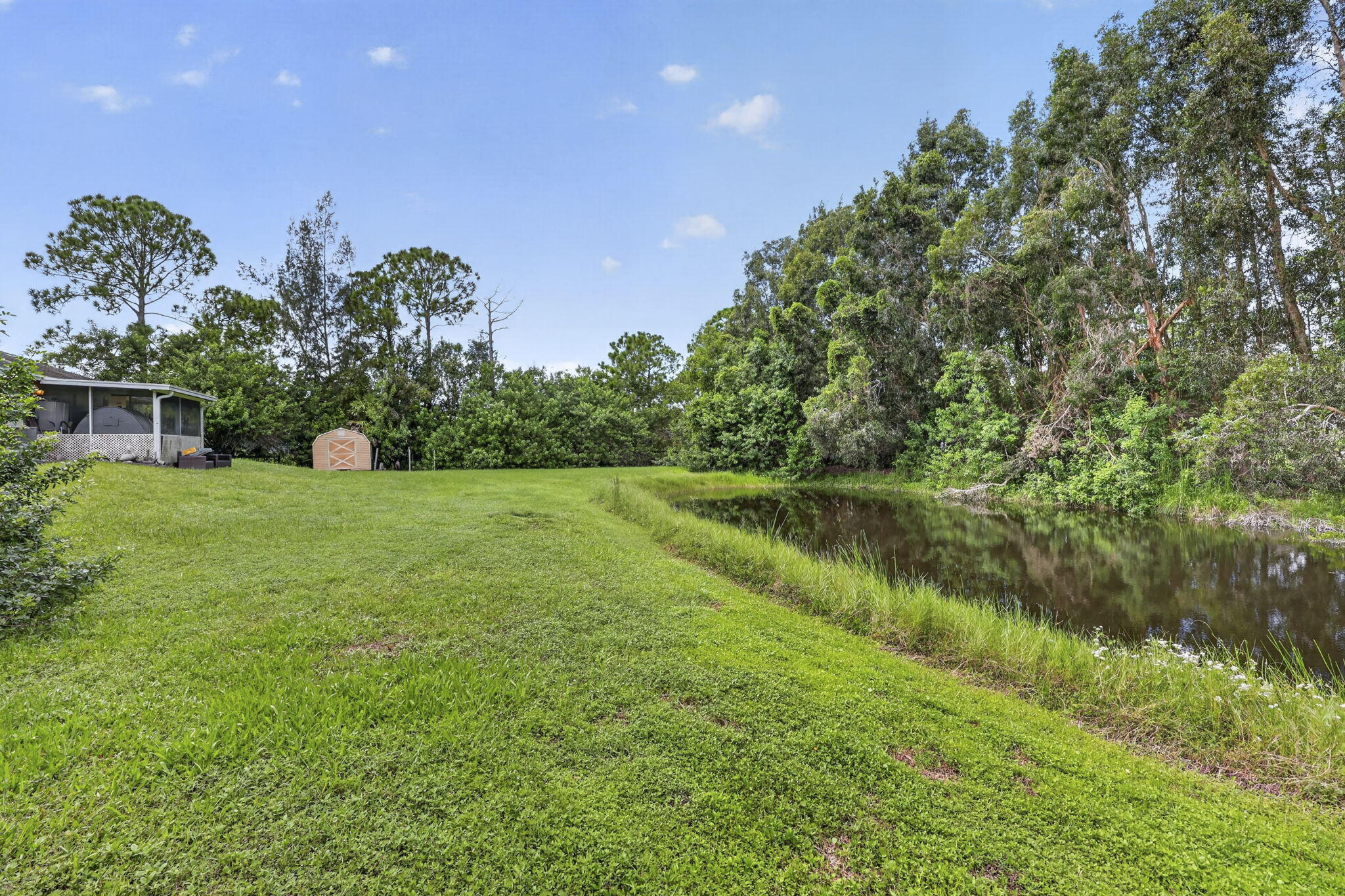 18725 43rd Road N Property Photo 41