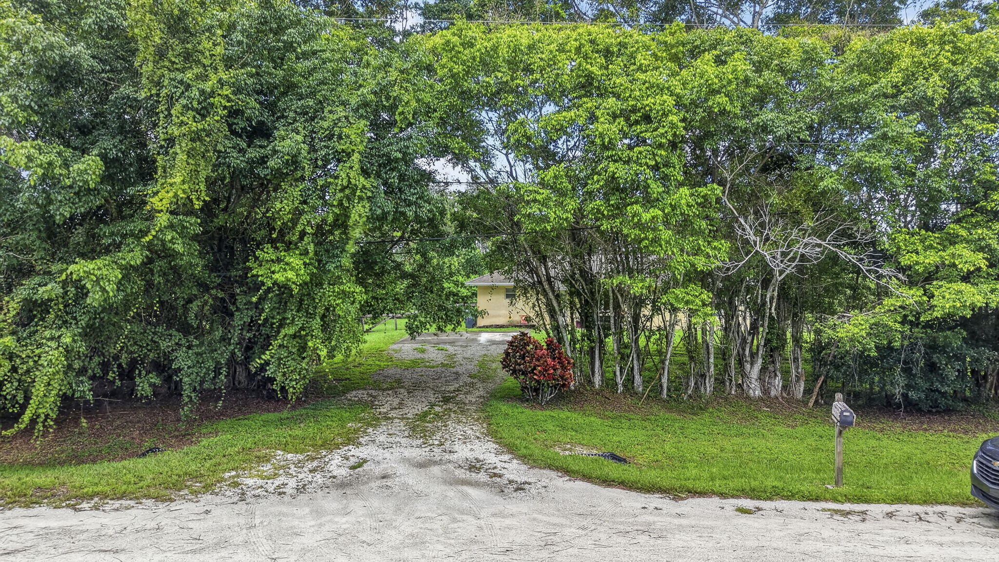 18725 43rd Road N Property Photo 44