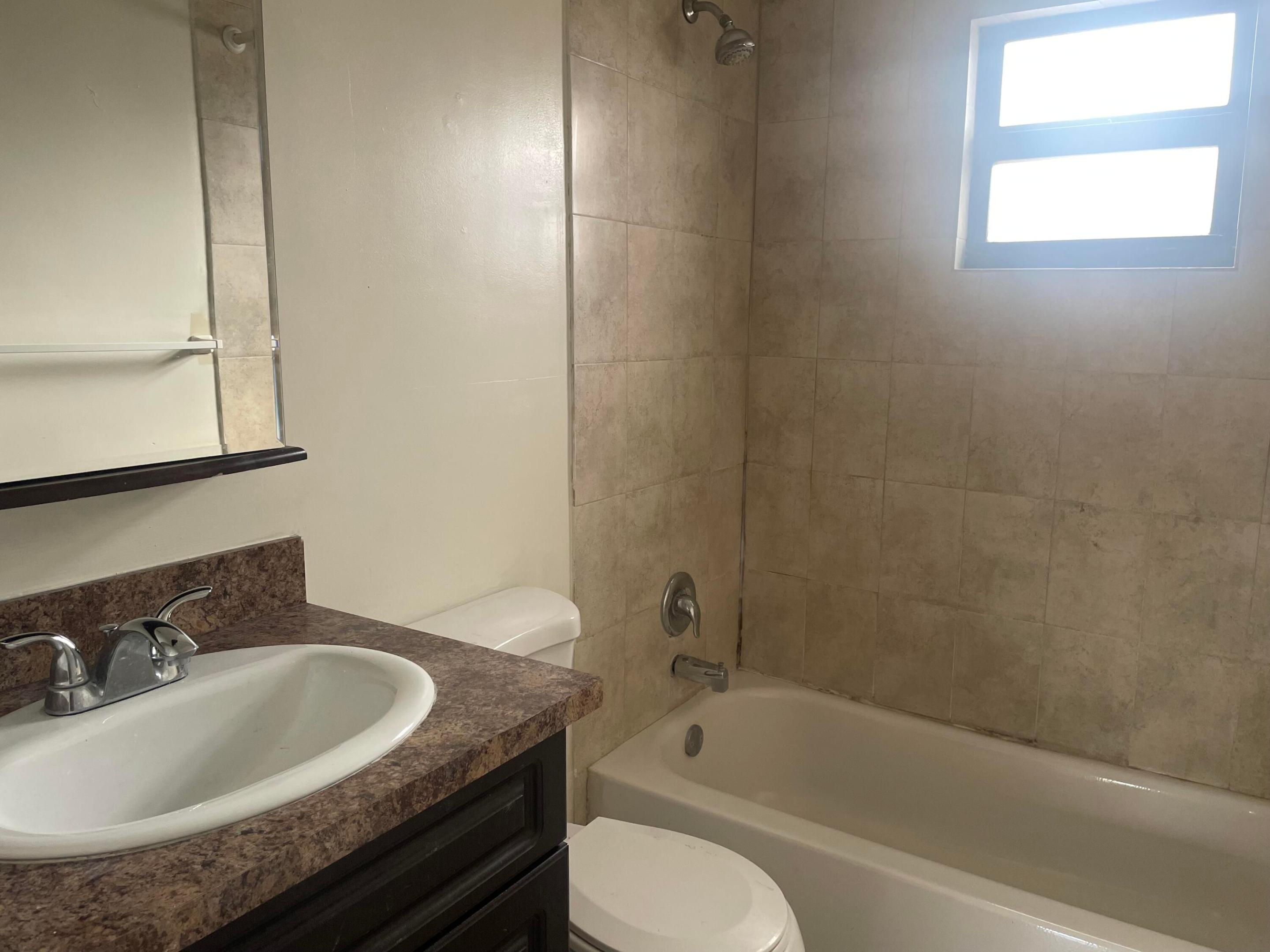 2830 Avenue S D1 Property Photo 3