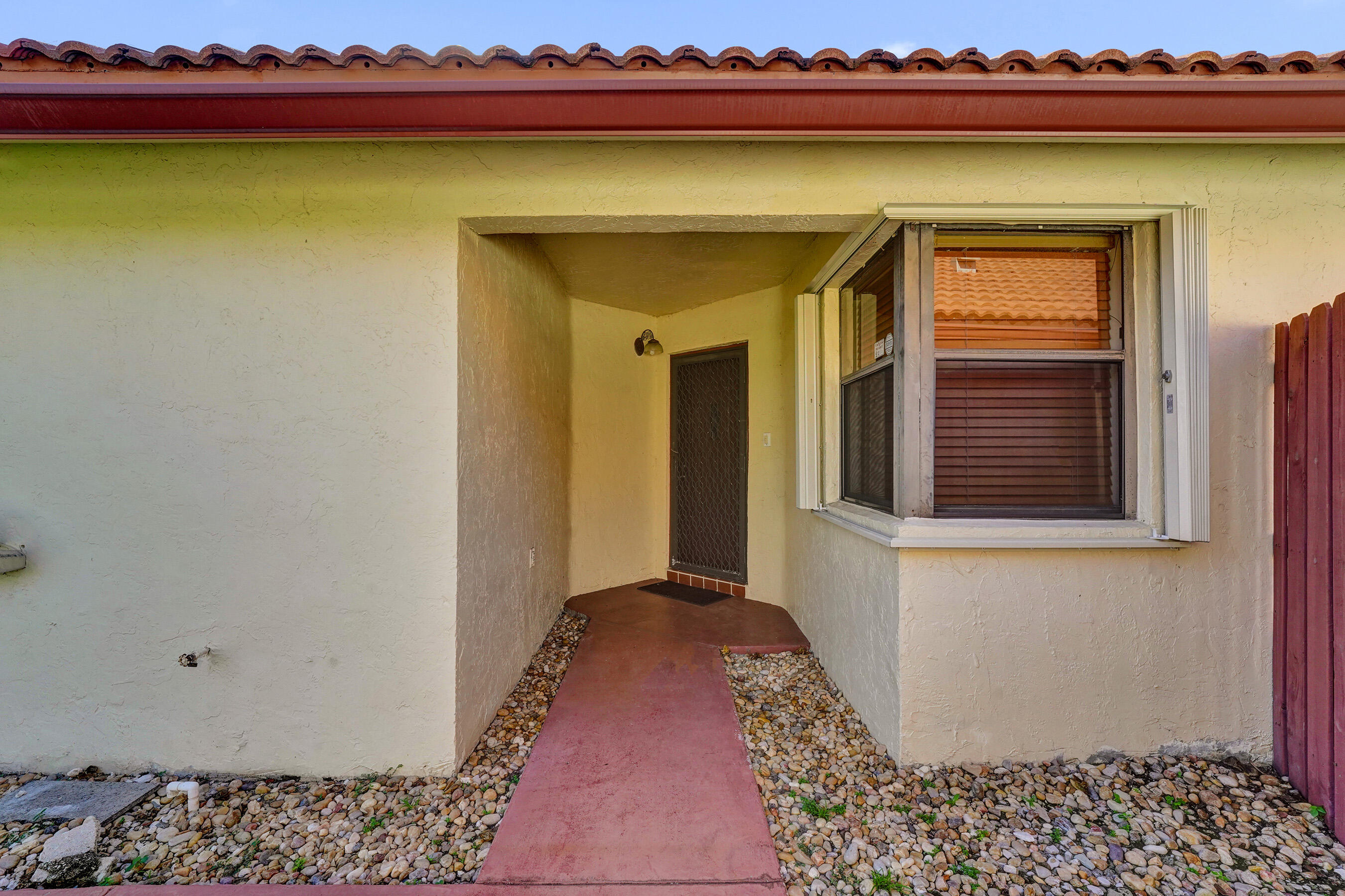 11330 Sw 8th Place Property Photo 4