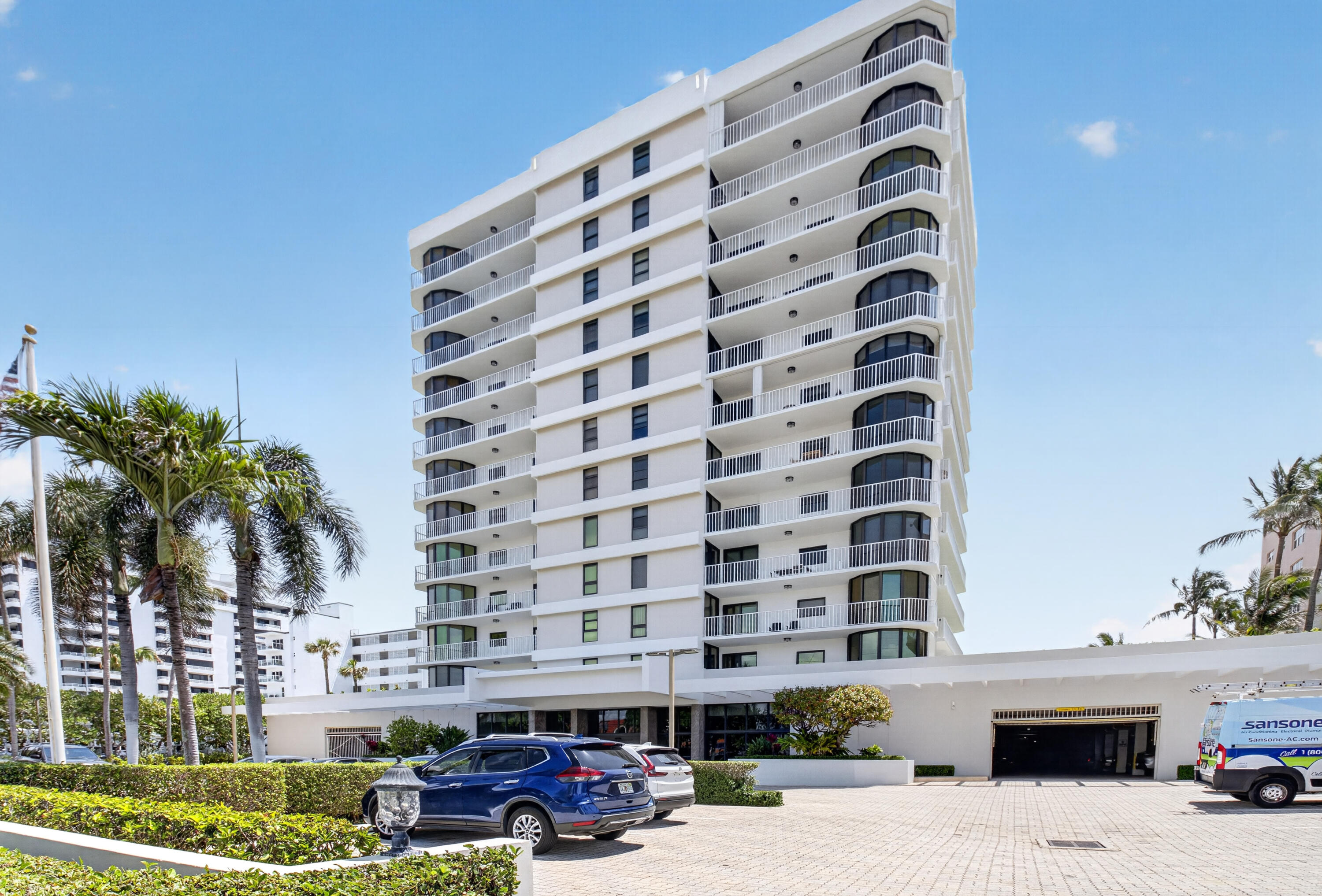 2917 S Ocean Boulevard 902 Property Photo 2