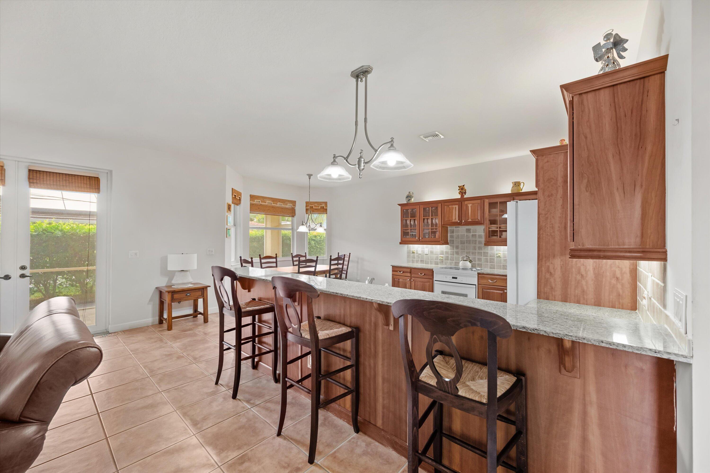 1211 Singer Drive Property Photo 8
