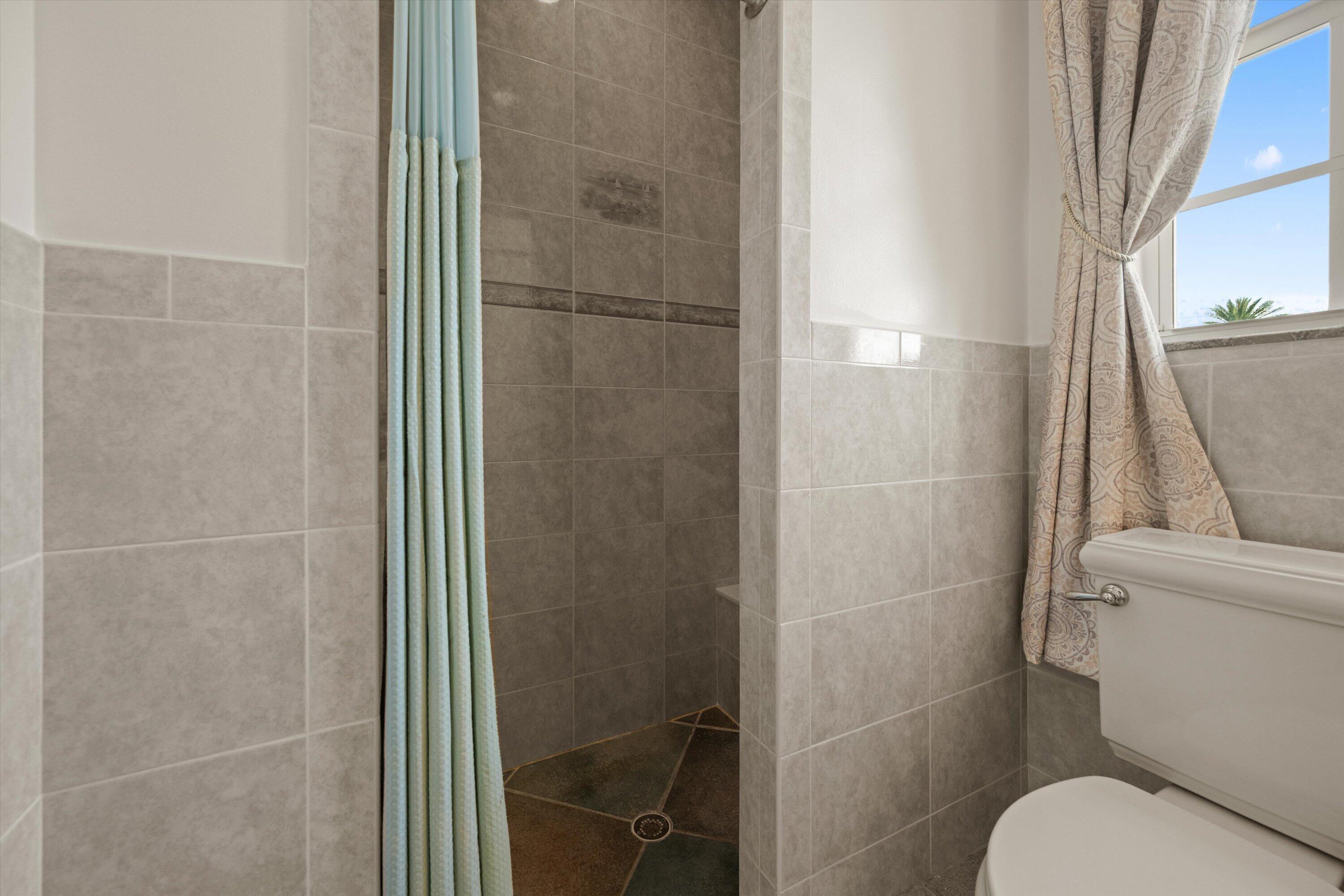 1211 Singer Drive Property Photo 21