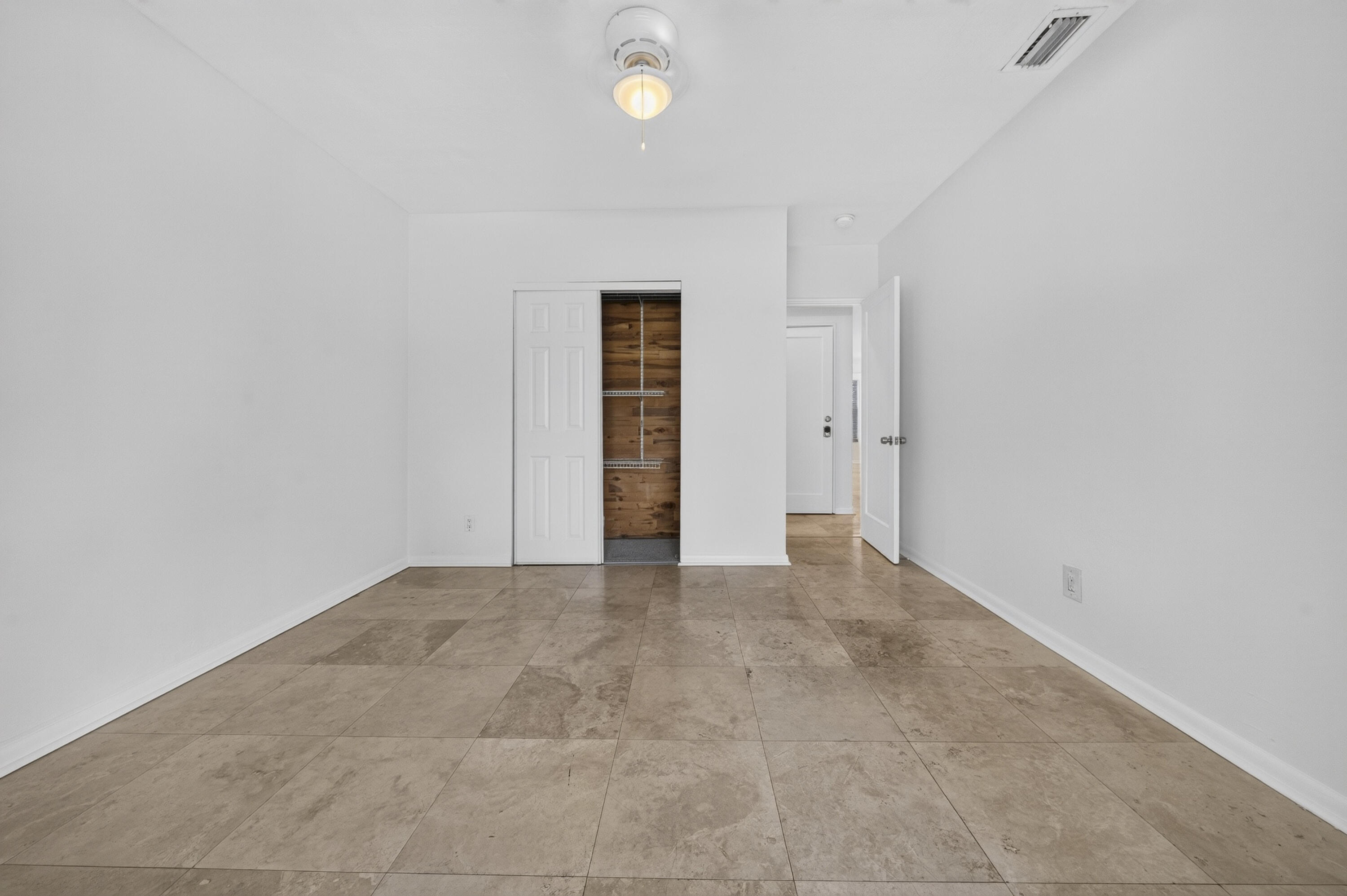 1605 Ne 16th Avenue Property Photo 21