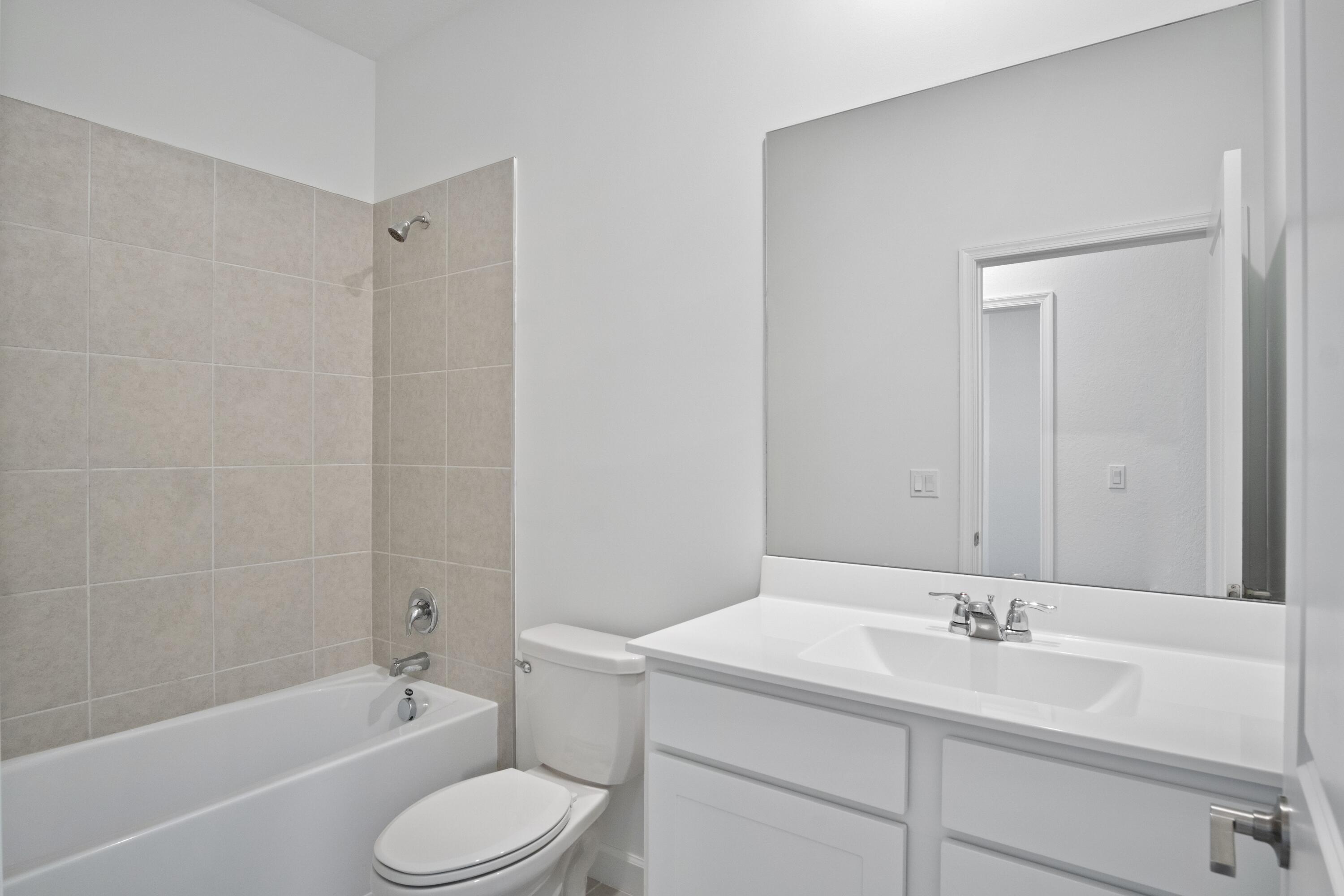 381 Se Crossoak Lane Property Photo 19