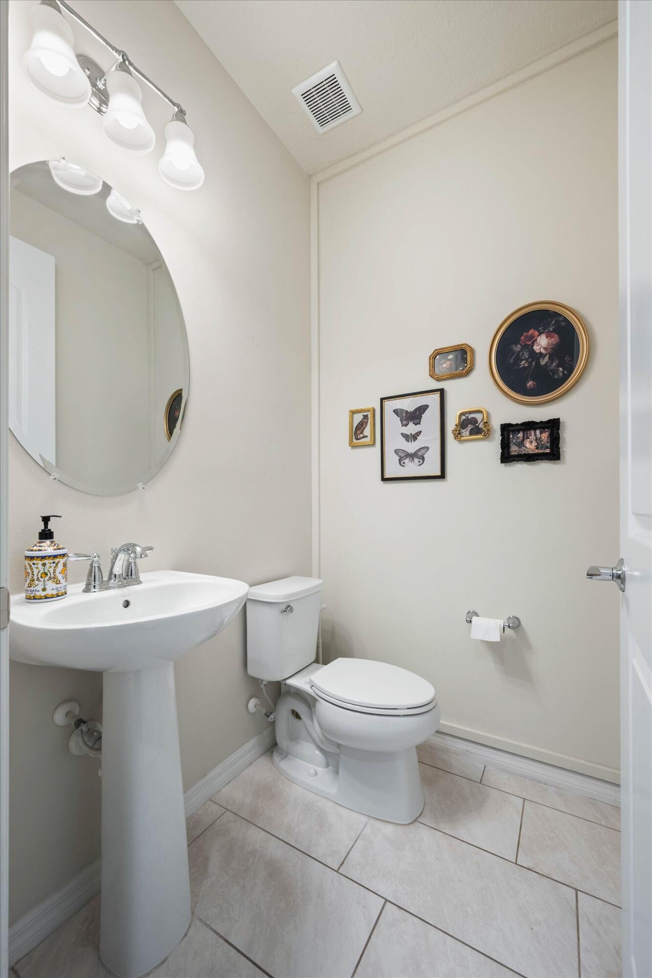 8221 Cinch Way Property Photo 14