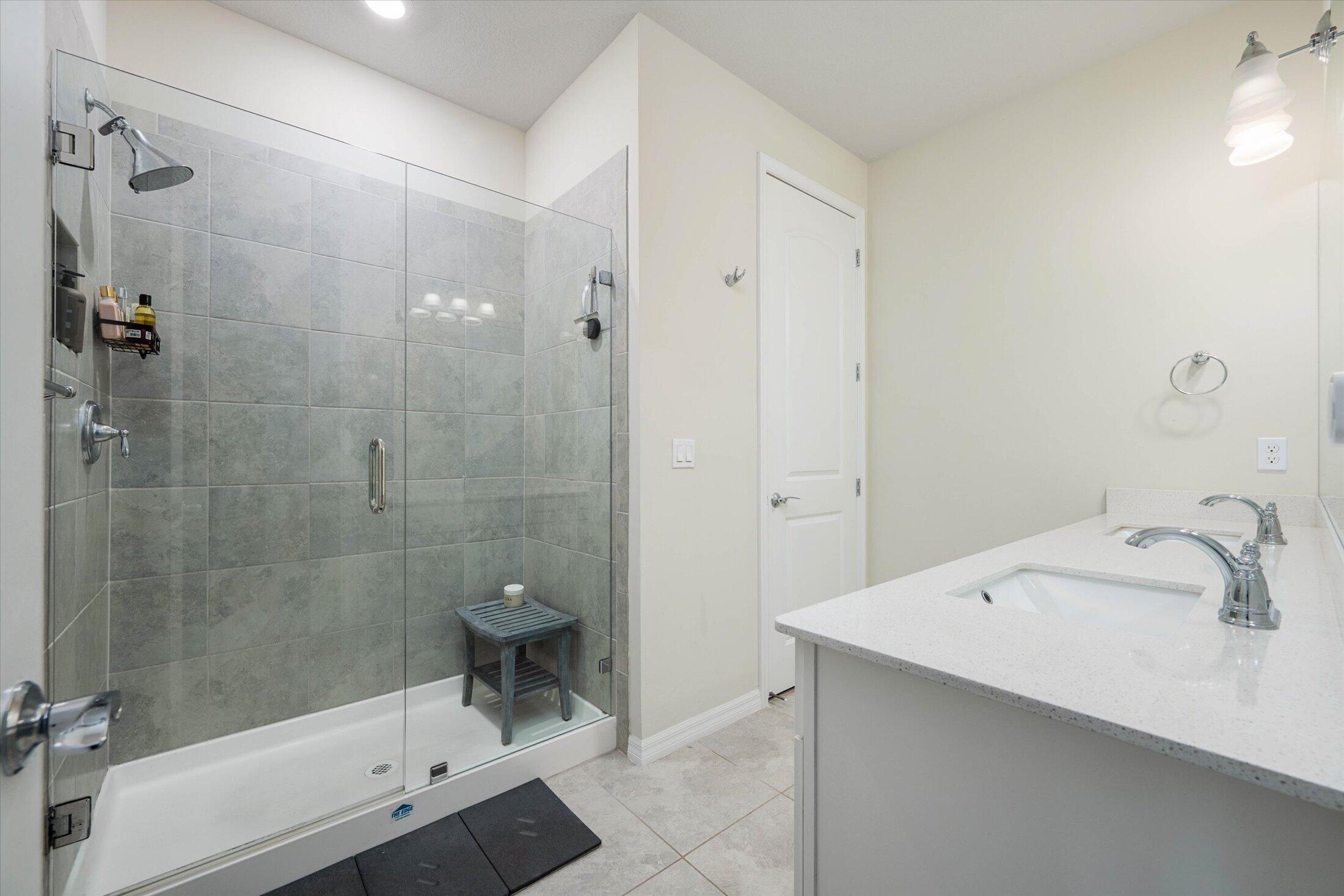 8221 Cinch Way Property Photo 19