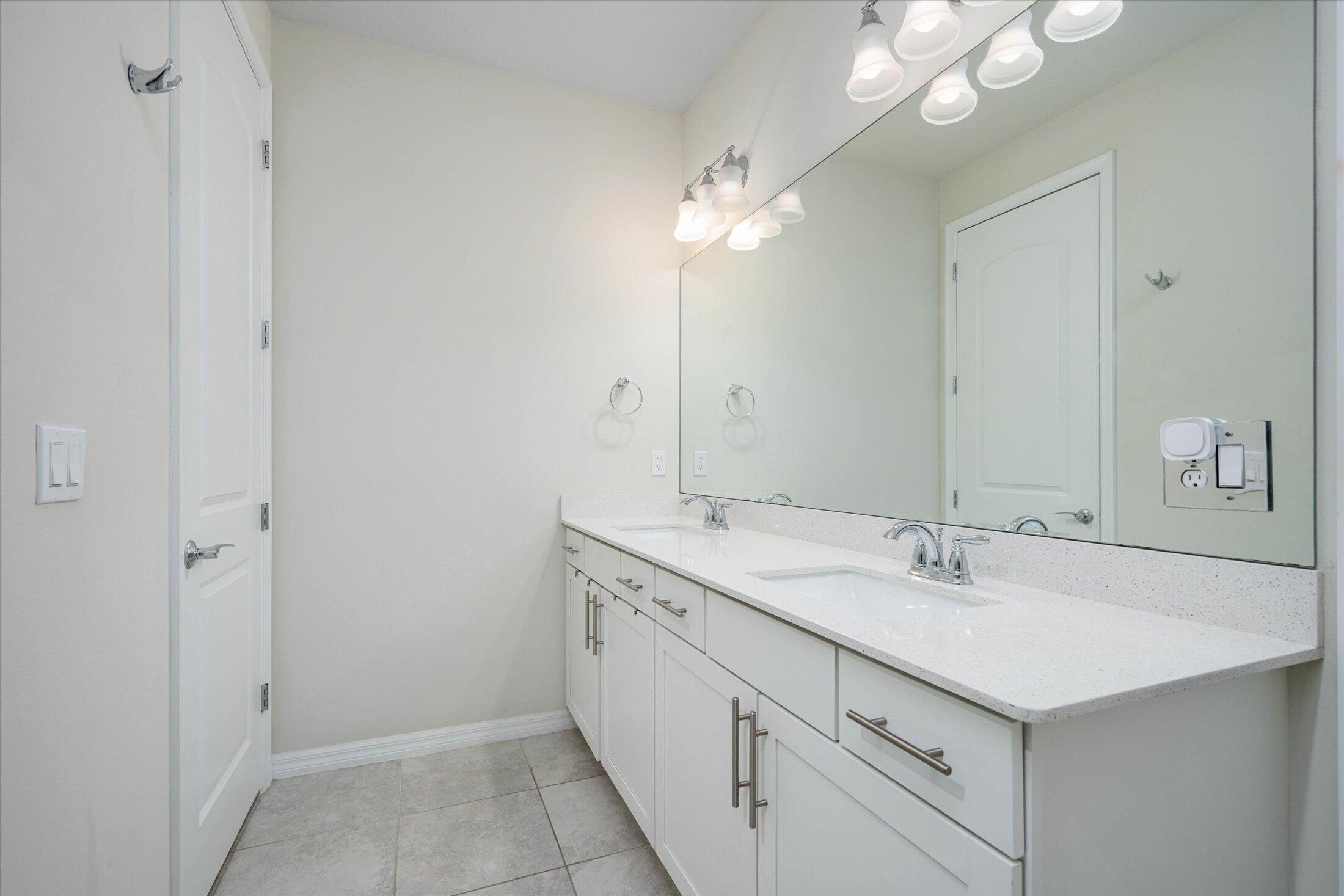 8221 Cinch Way Property Photo 20