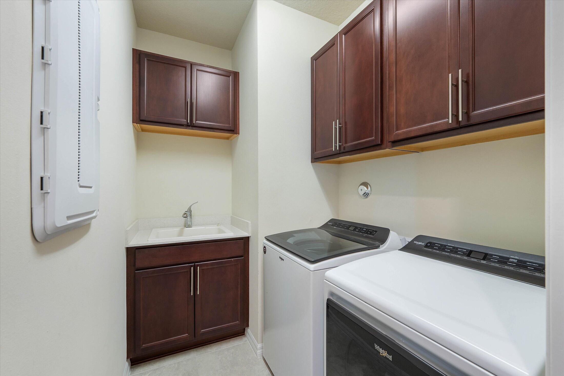 8221 Cinch Way Property Photo 24