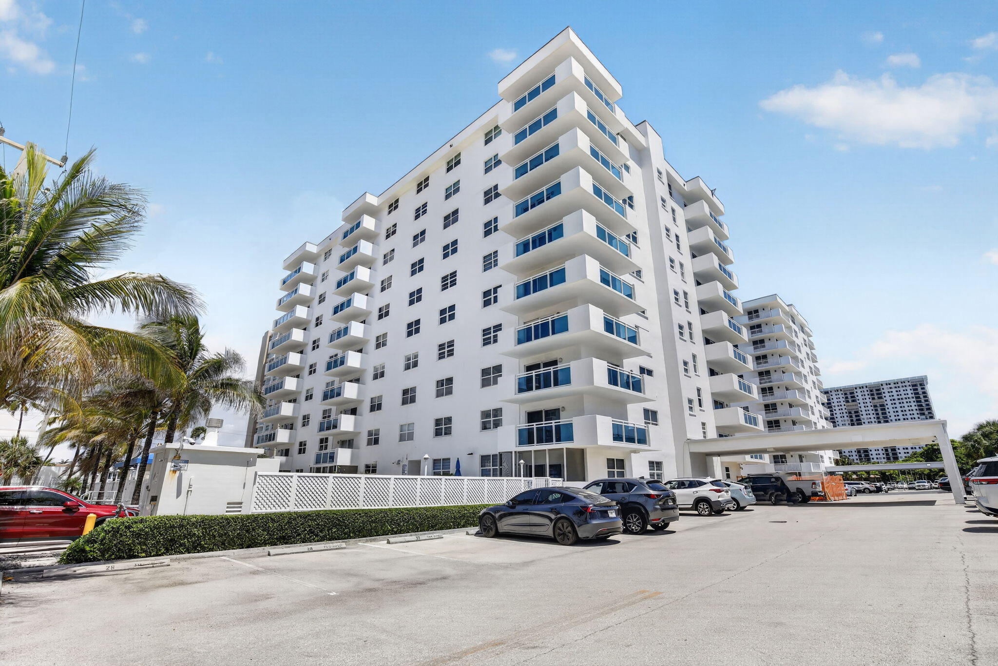1701 S Ocean Drive 902 Property Photo 1