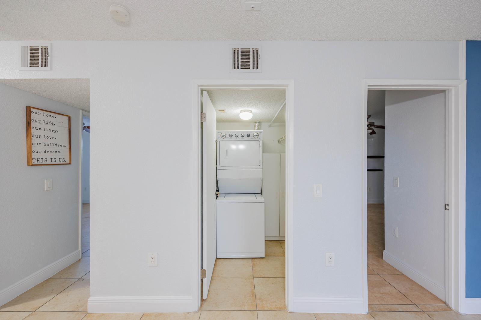 1524 Lake Crystal Drive E Property Photo 21