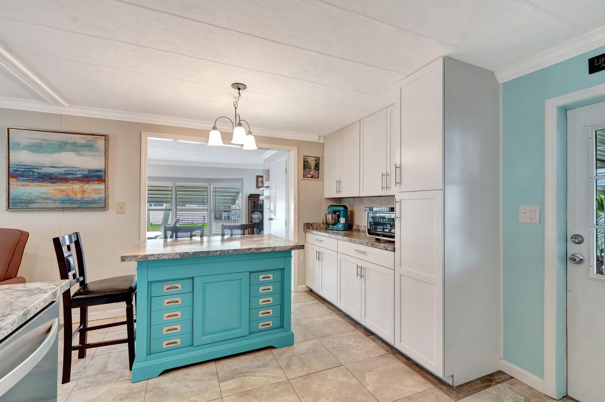 14001 Kingston Bay Property Photo 18