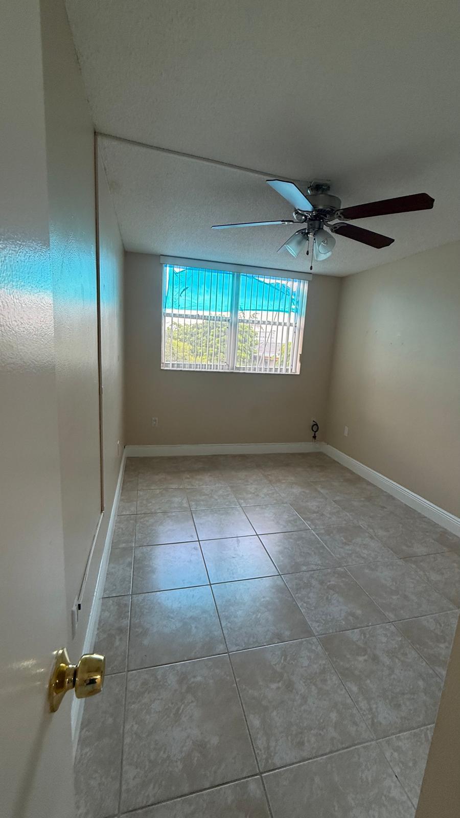 1805 E Sans Souci Boulevard 434 Property Photo 10