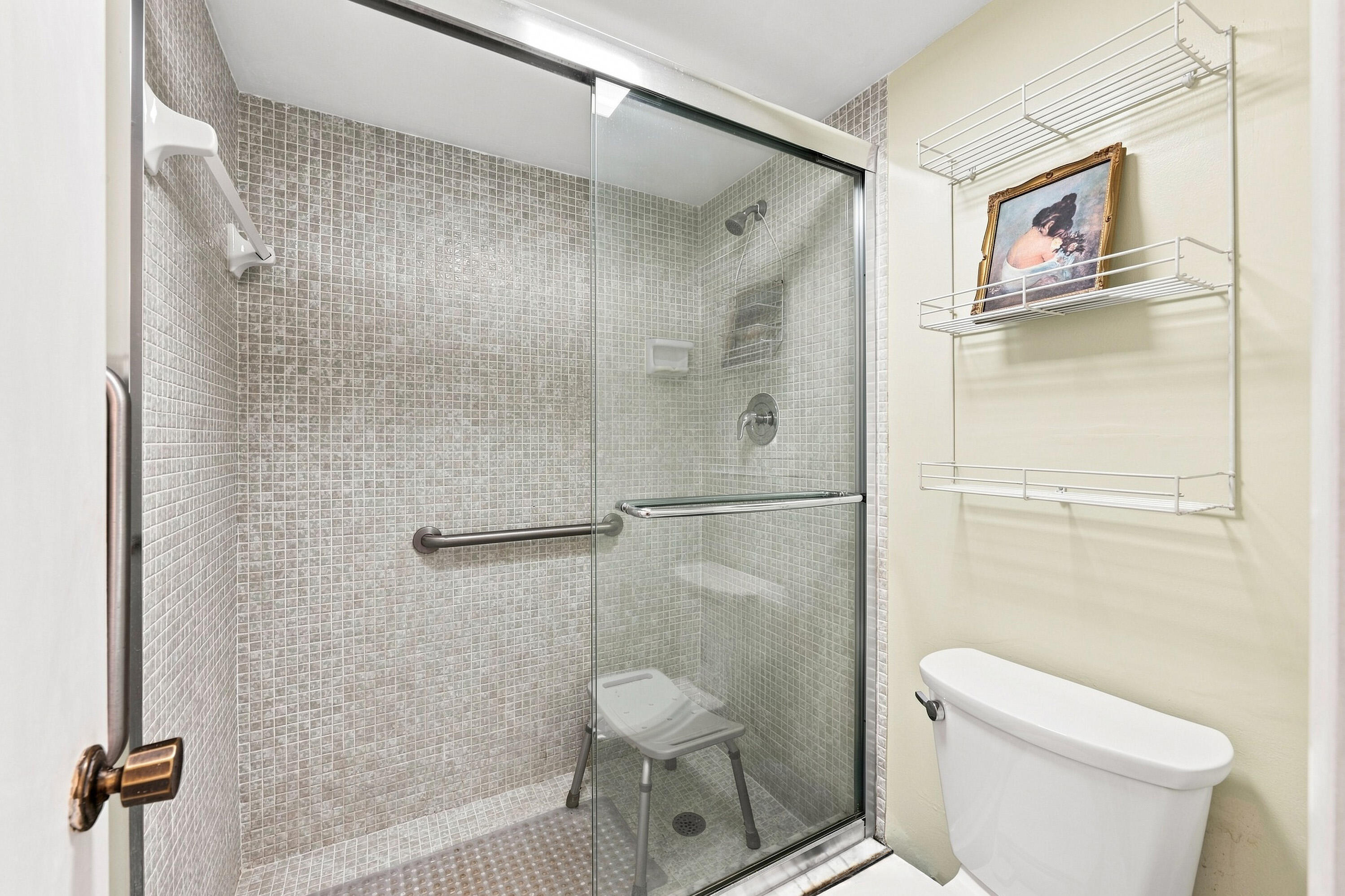 610 Tennis Club Drive 305 Property Photo 17