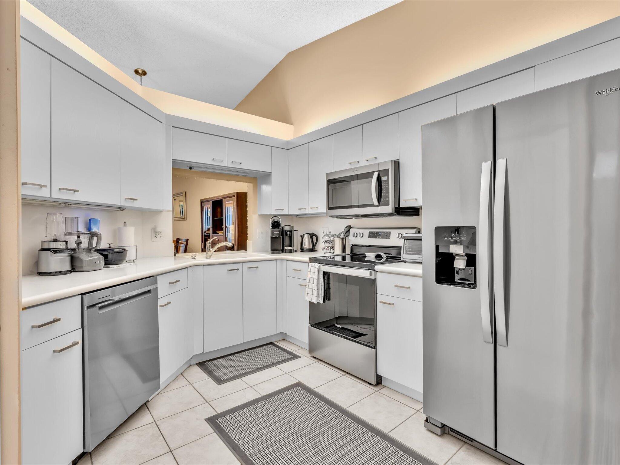 110 Sausalito Drive Property Photo 14