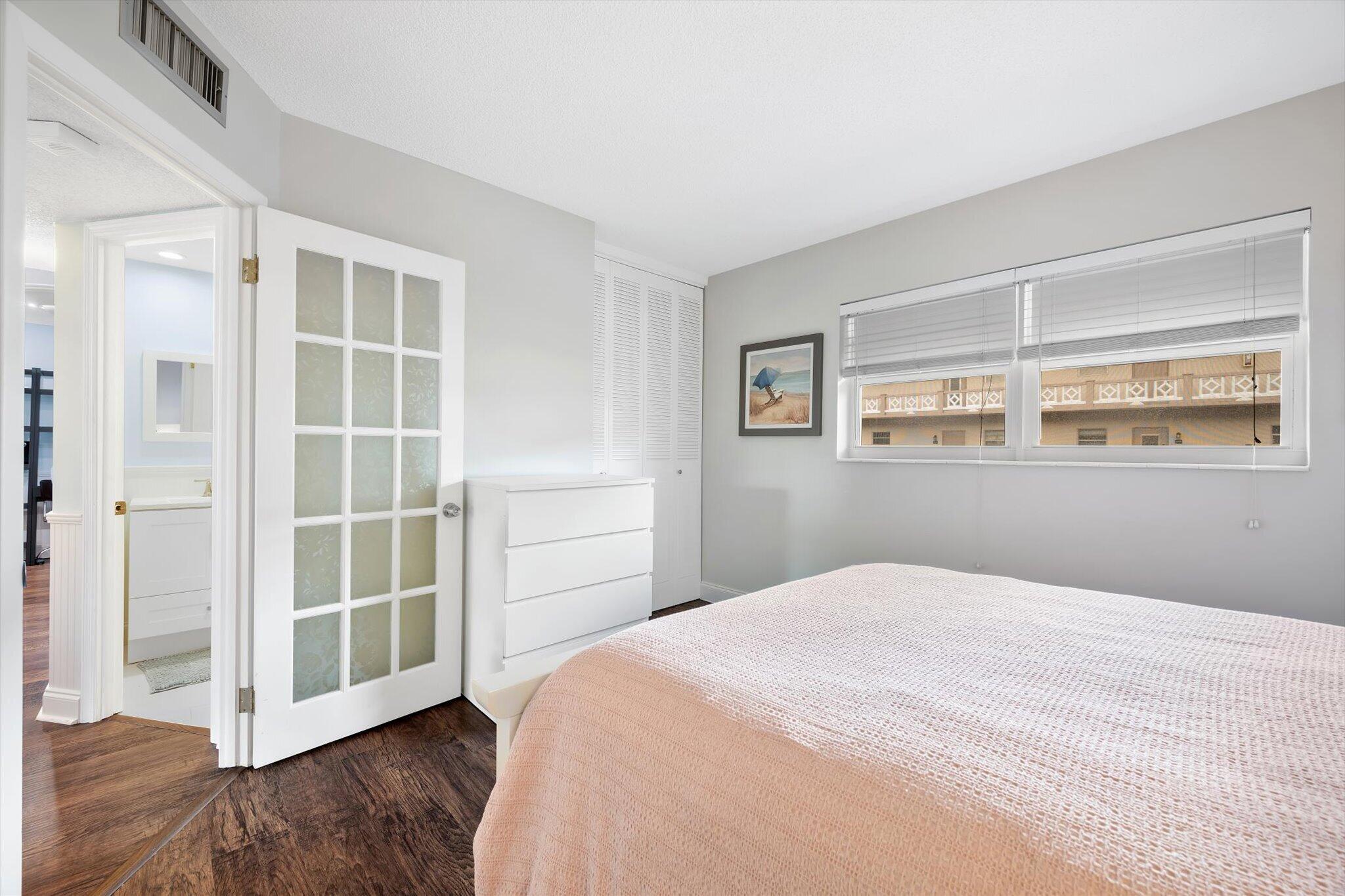 5171 W Oakland Park Boulevard 204 Property Photo 17