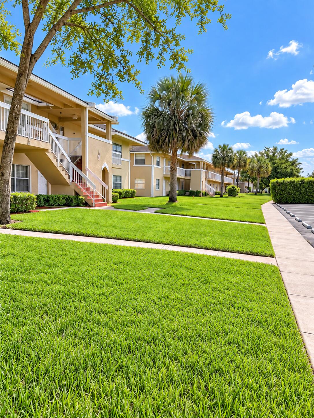 10113 TWIN LAKES Drive 24-E Property Photo 1