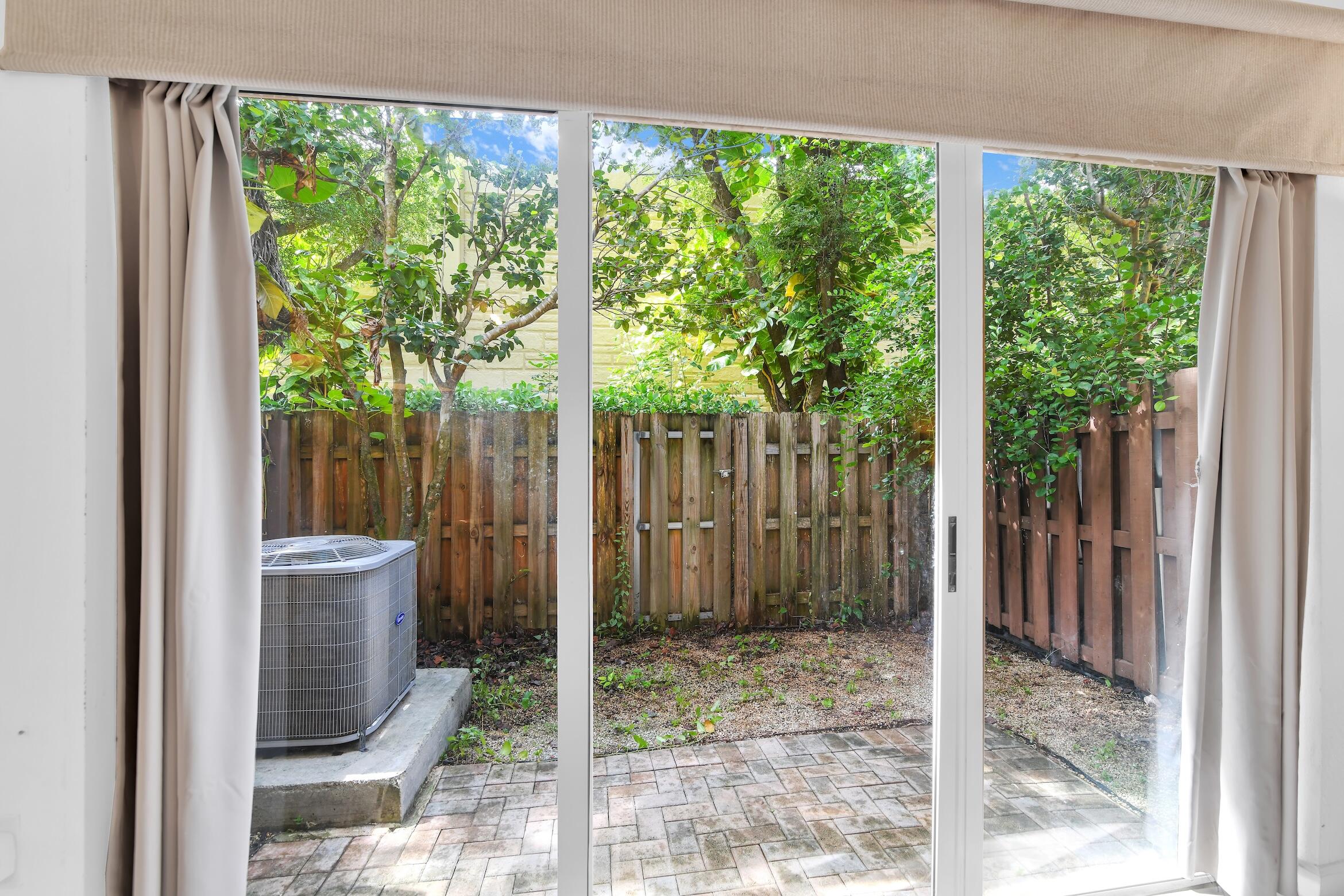 1720 Ne 33 Avenue 105-5 Property Photo 20