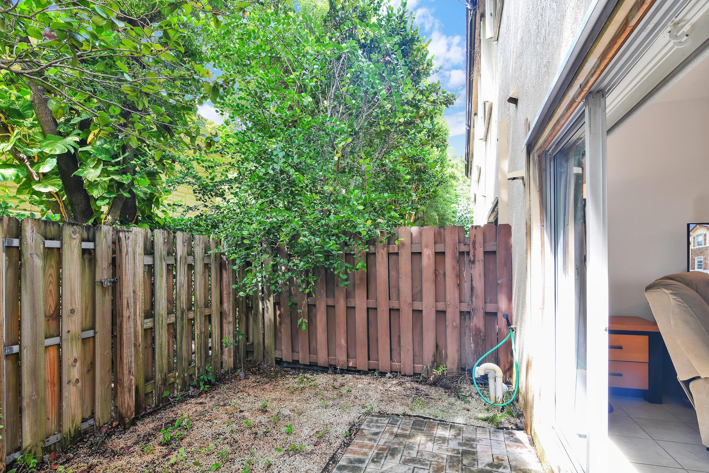 1720 Ne 33 Avenue 105-5 Property Photo 21