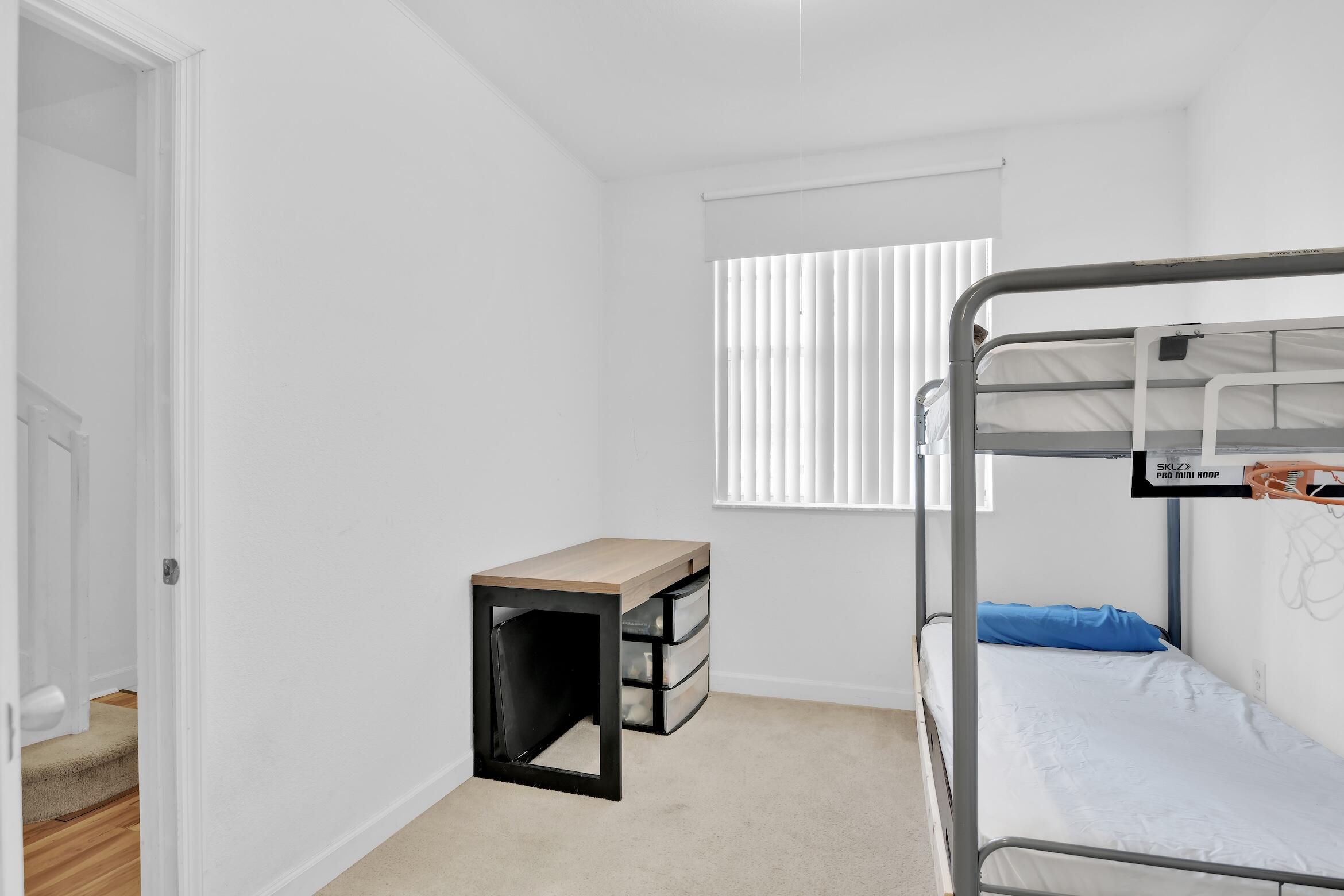 1720 Ne 33 Avenue 105-5 Property Photo 24