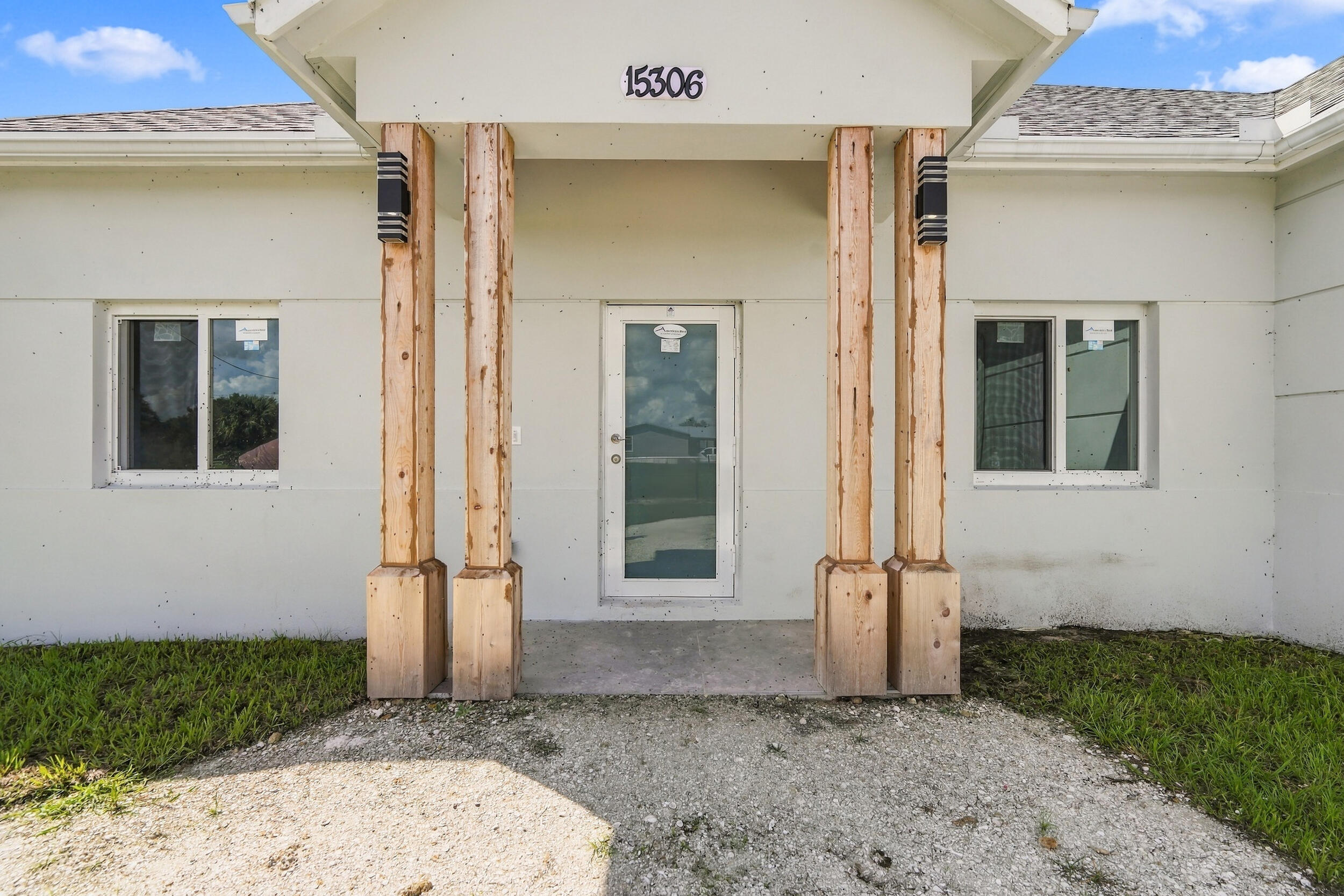 15306 Nw 270th Street Property Photo 5